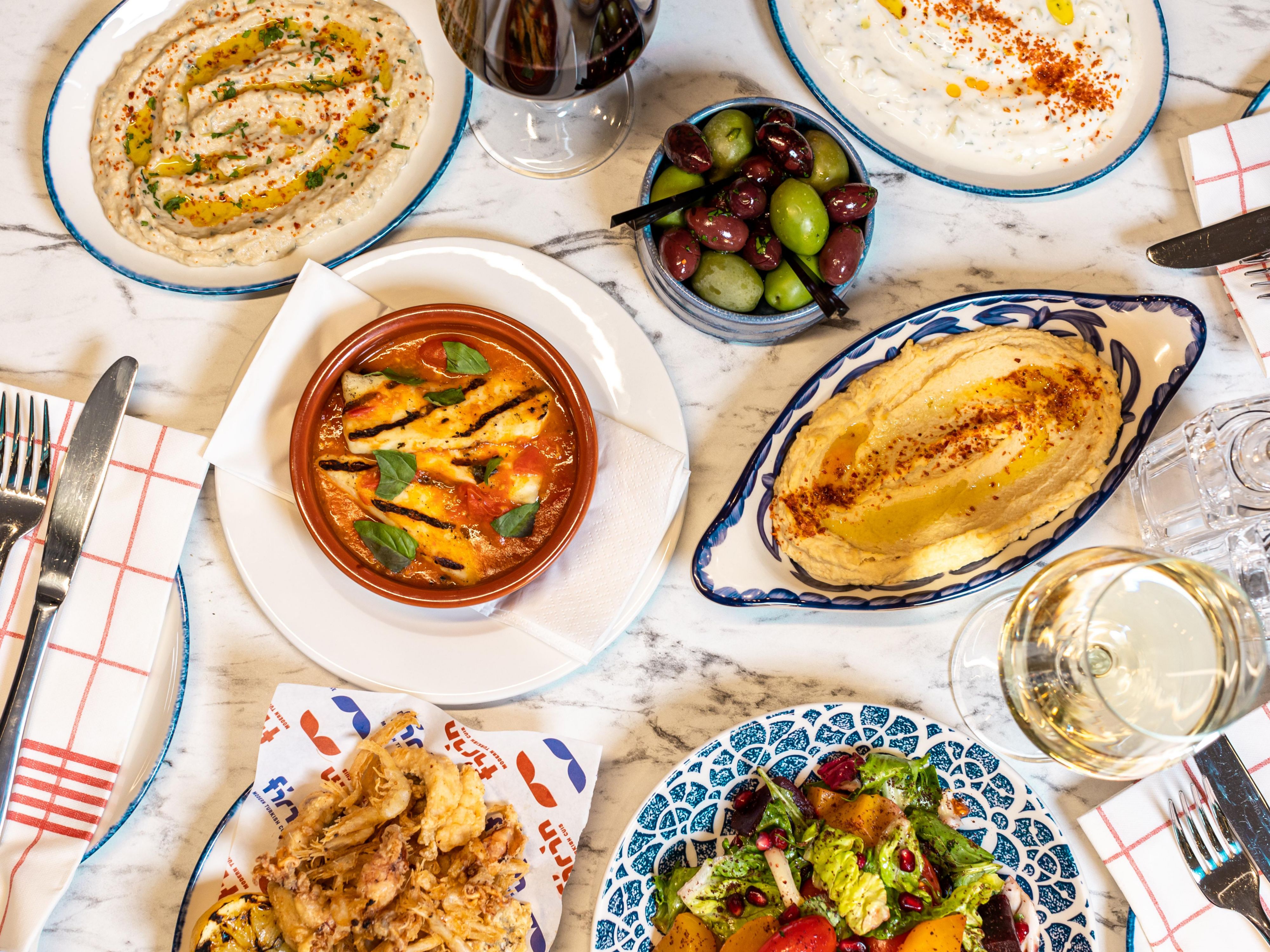 Firin, the culinary heart of the hotel. A modern vision of the traditional Istanbul pide salon. Modern Turkish casual dining crafted around impressive theatre kitchen. With a dedication to food quality and quality ingredients, authentic Ottoman dishes and Modern cooking techniques.