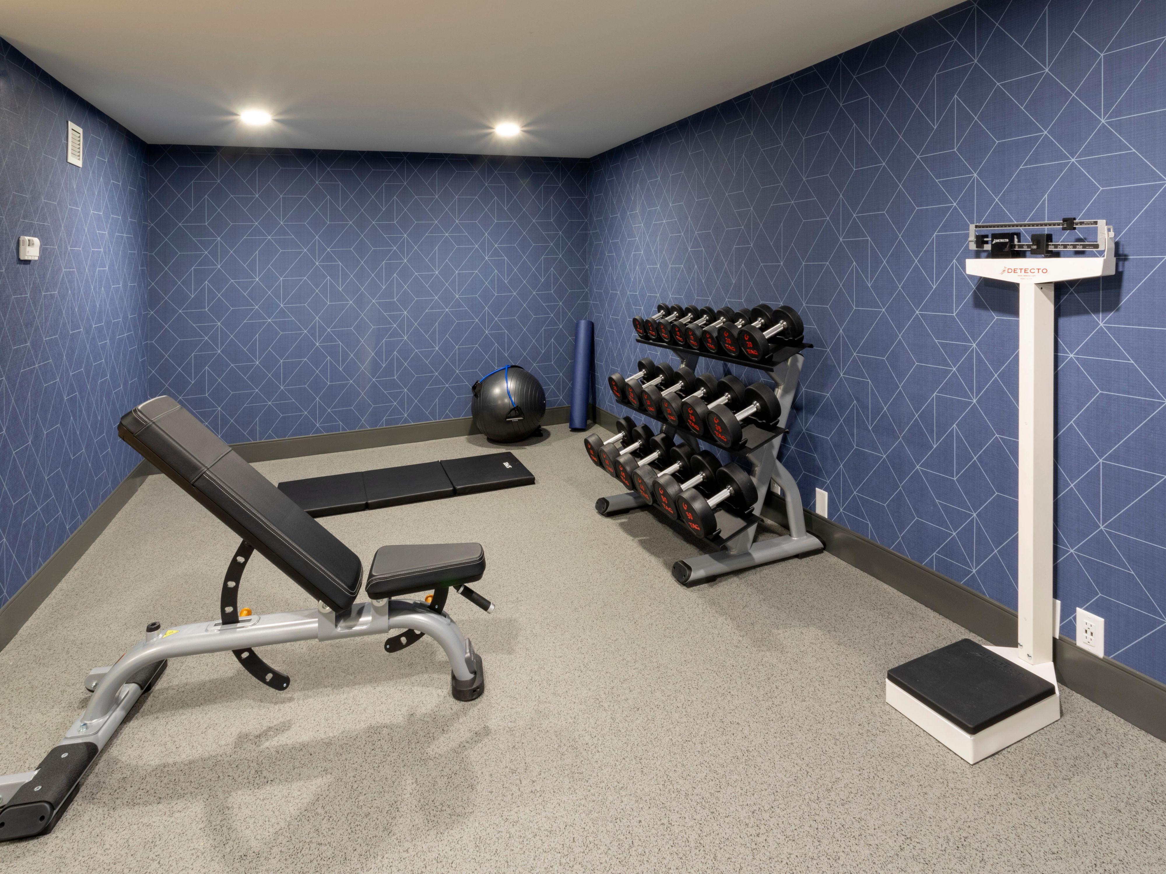 Keep your routine in our 24/7 fitness center, then unwind in the region’s largest indoor pool. Relax sore muscles in the ADA-accessible whirlpool or enjoy the sauna. From workouts to wellness, our spa in Marquette, MI offers comfort at every pace.