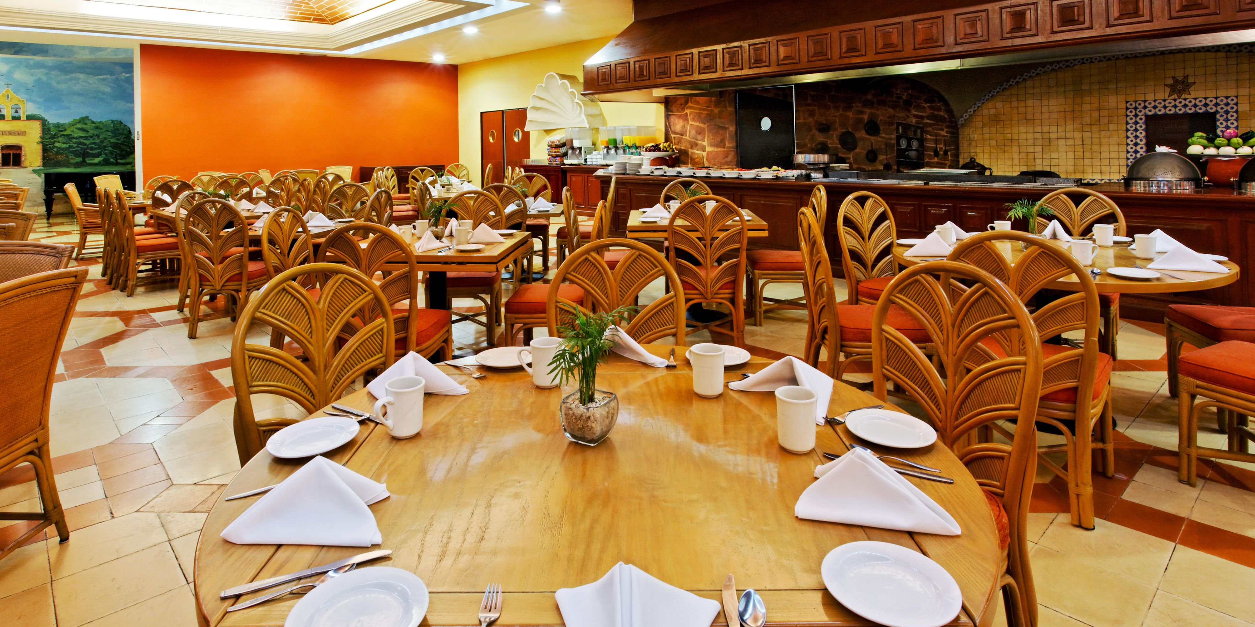 Restaurants Near Holiday Inn Merida