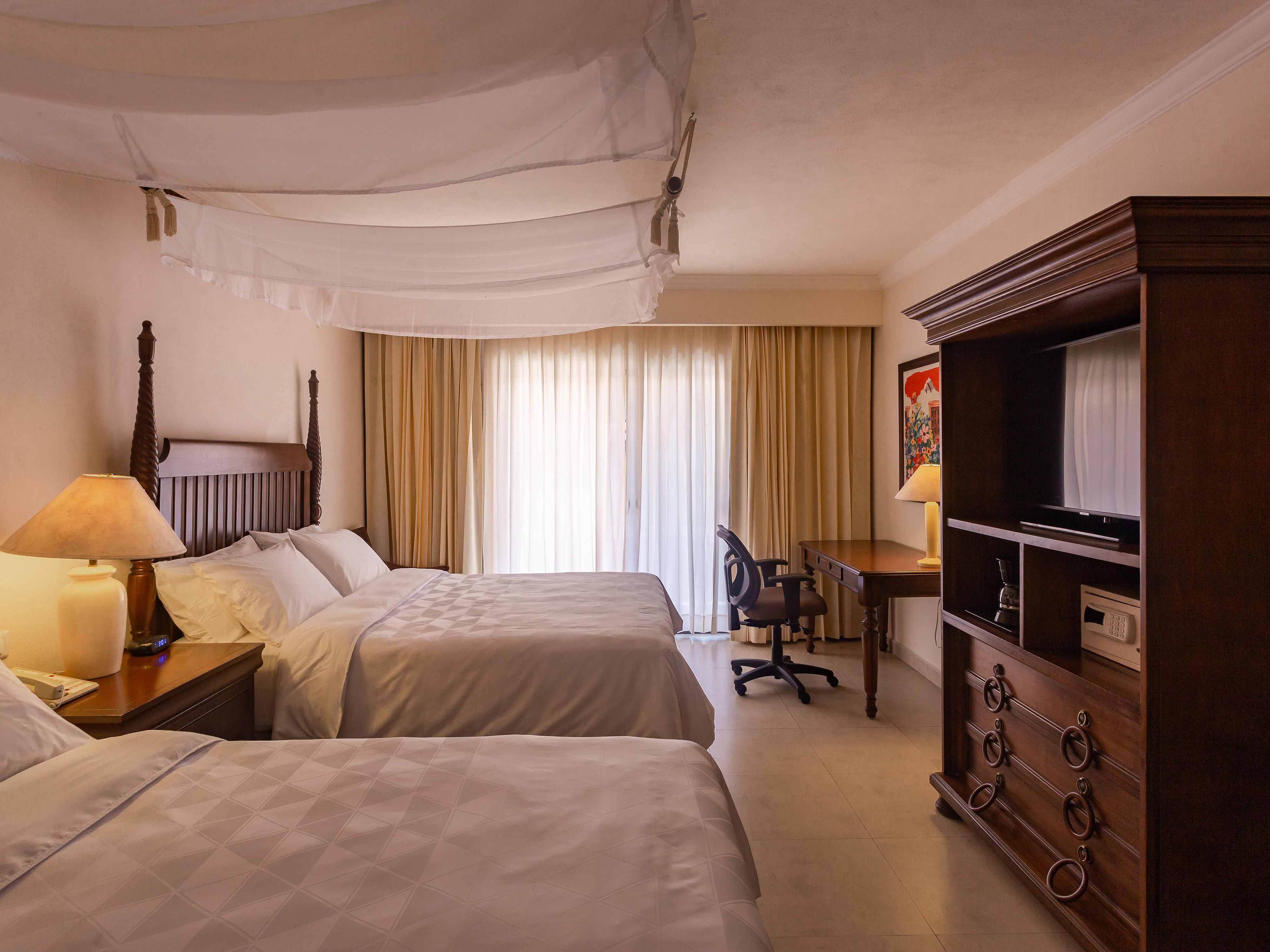 Hotel in Merida | Holiday Inn Merida Hotel