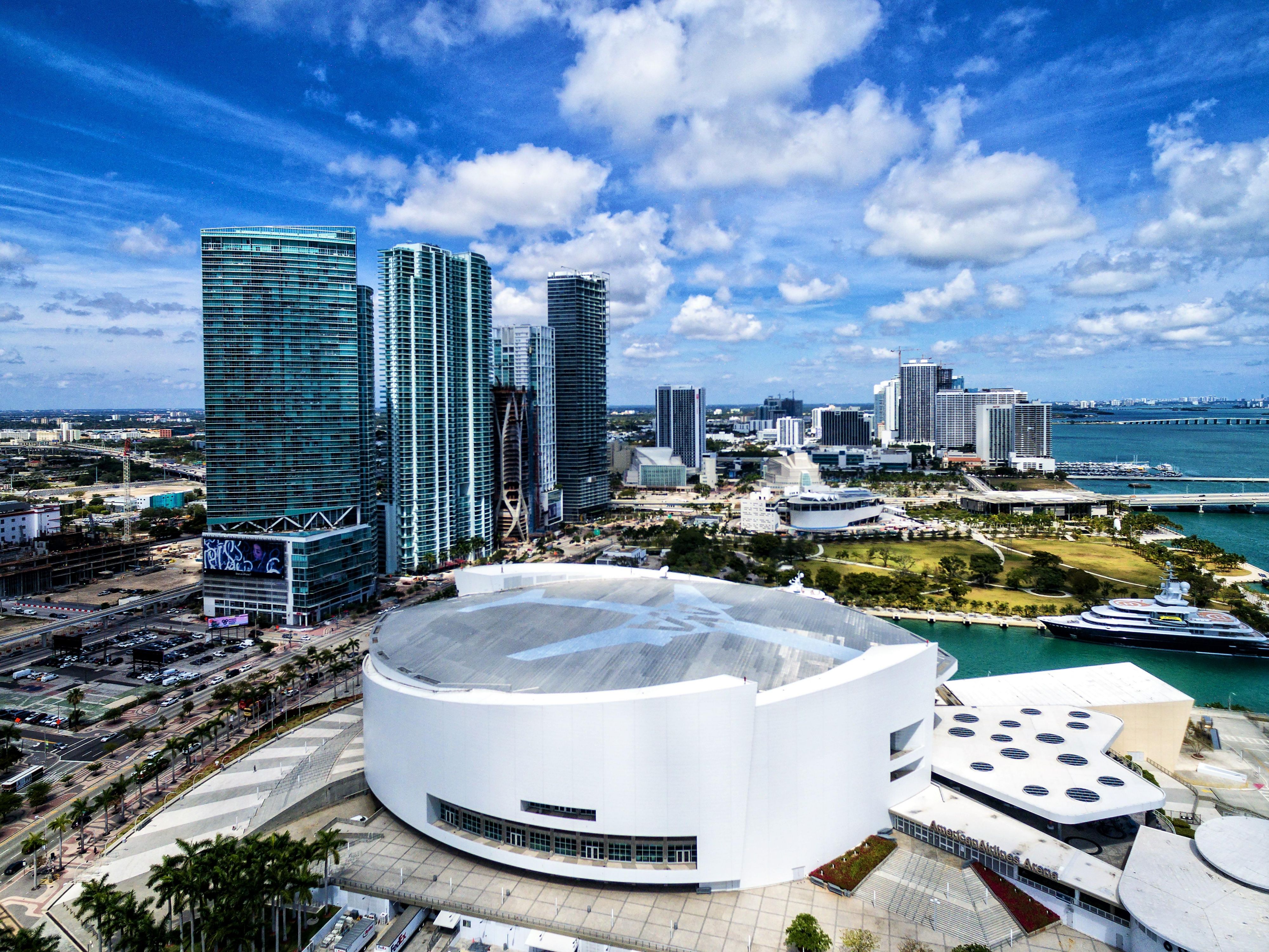 At Holiday Inn Port of Miami-Downtown, you’re just 0.3 miles away from Kaseya Center, home of the Miami Heat and where the biggest names in entertainment visit. Catch a basketball game when your hometown team is on the court or experience a world-class concert experience!