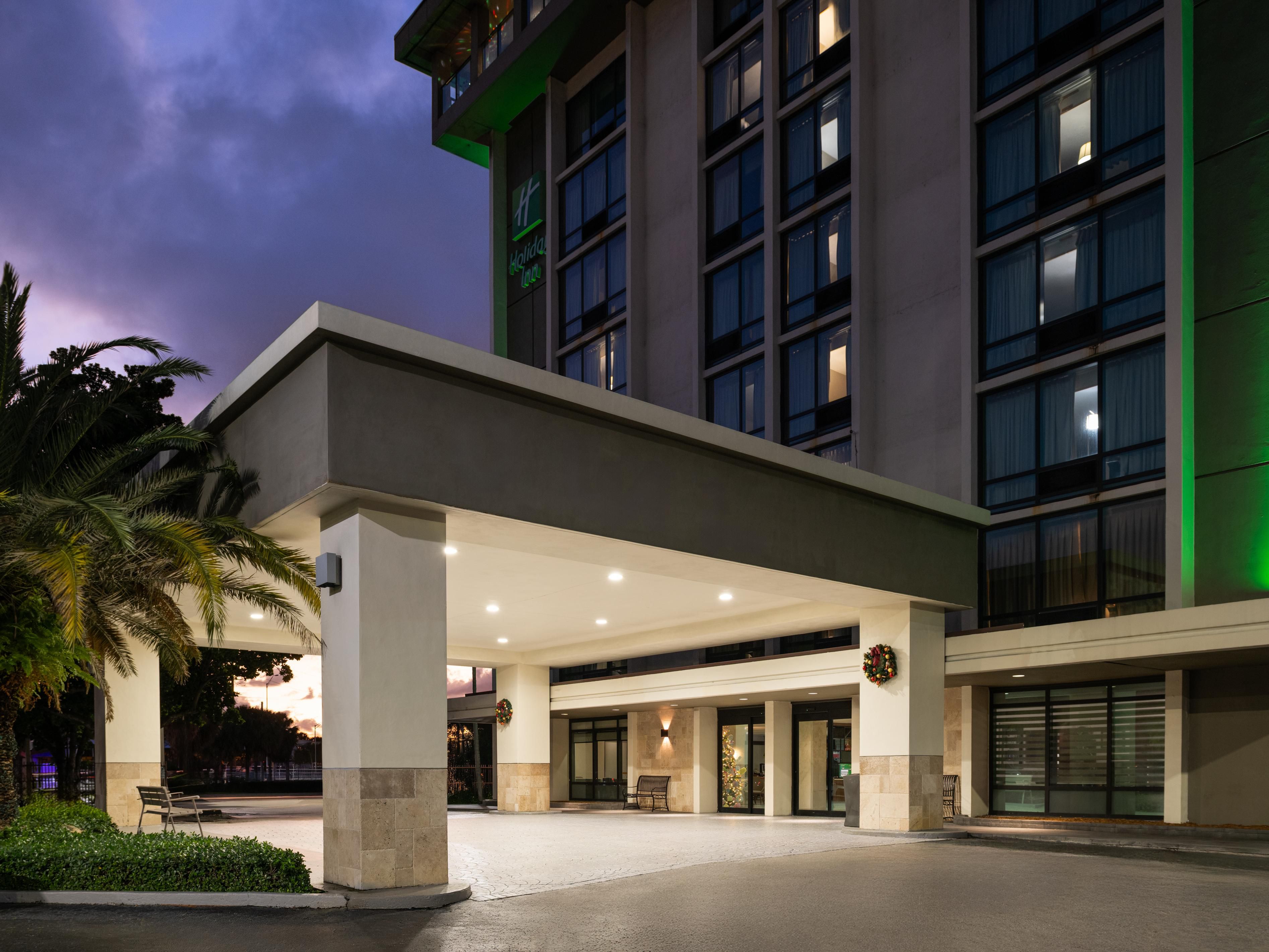 Abendliche Eleganz in unserem ikonischen Miami Airport Hotel