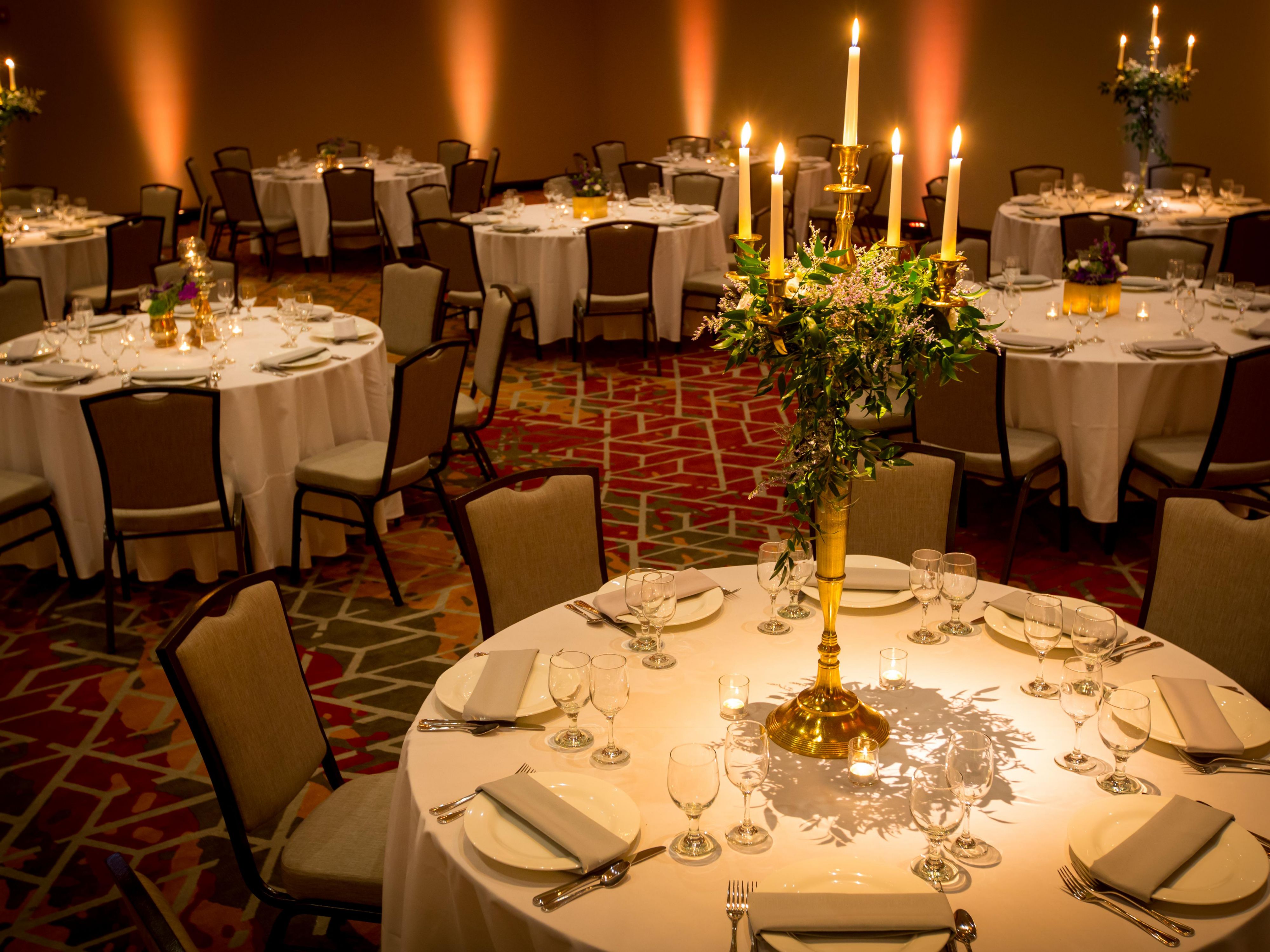 Your Quinceanera and Sweet 16 Birthday is a day to celebrate you! Come celebrate with us at the St. Joseph Conference Center at the Holiday Inn. Our beautiful ballroom has tall ceilings and modern chandeliers. We offer onsite catering and will work hard to make your vision come to life.  