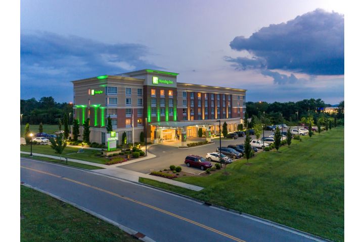 Holiday Inn Murfreesboro