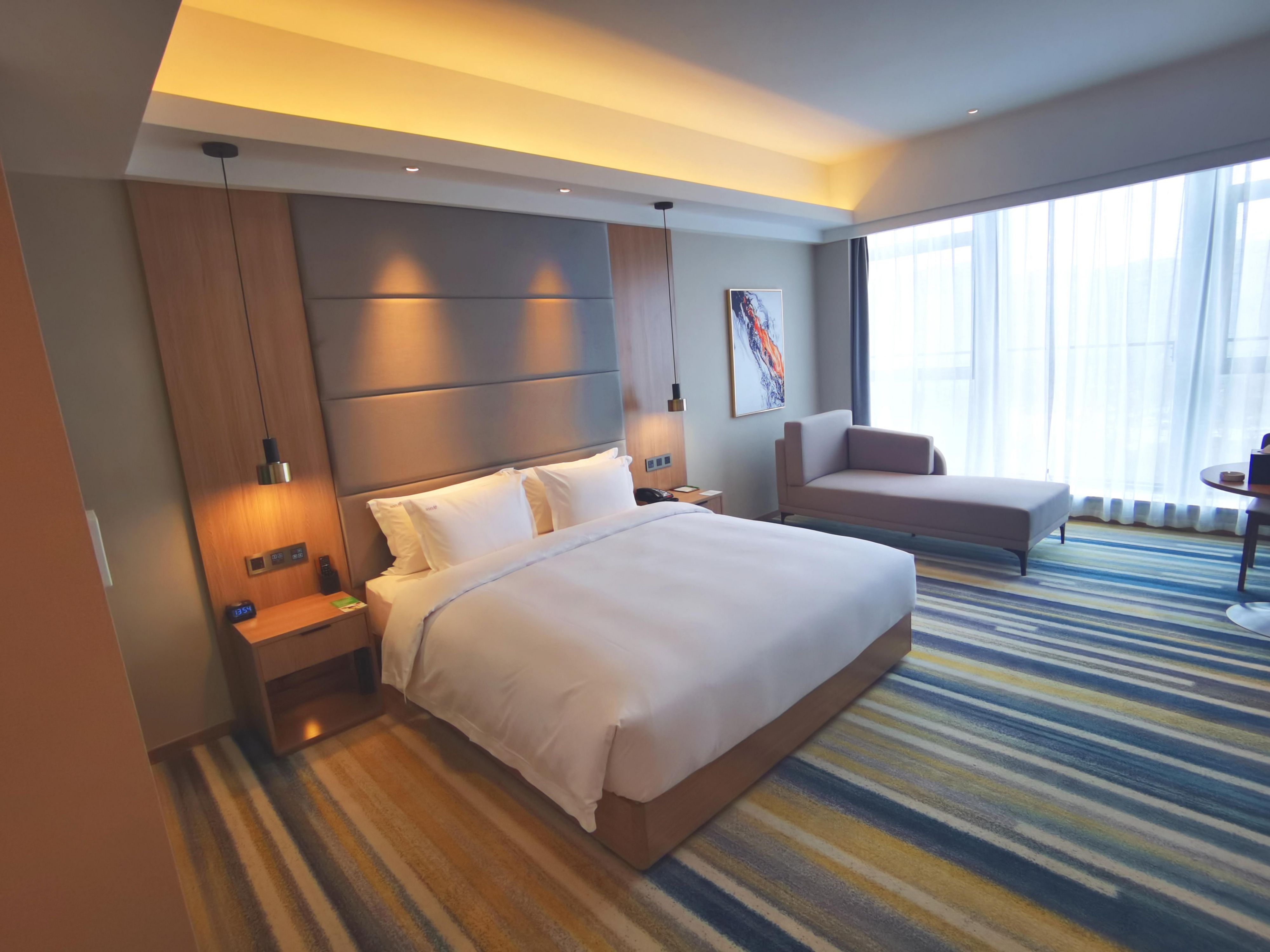 Holiday Inn Nantong Oasis International - Image3
