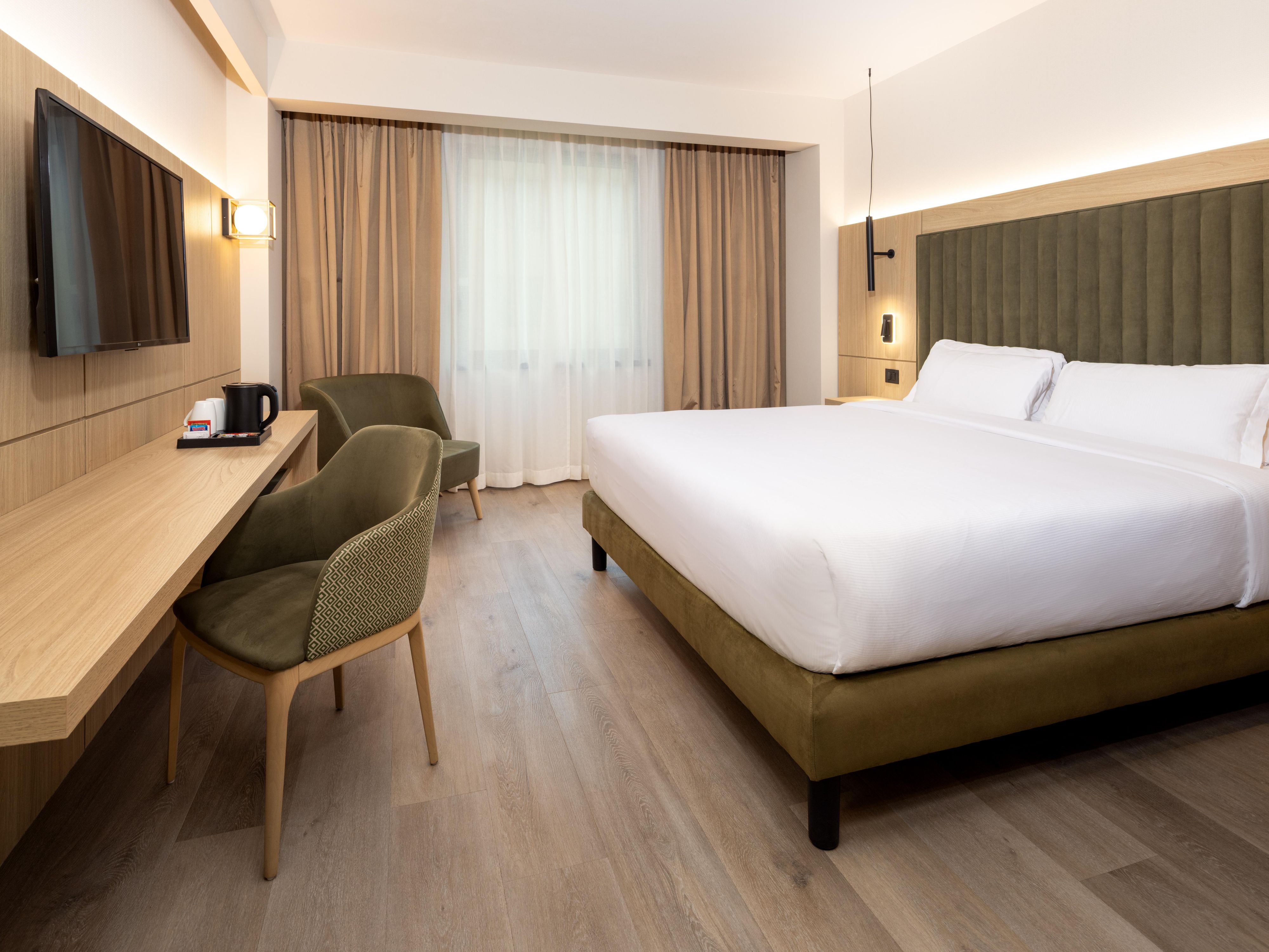 Premium Room with King Bed