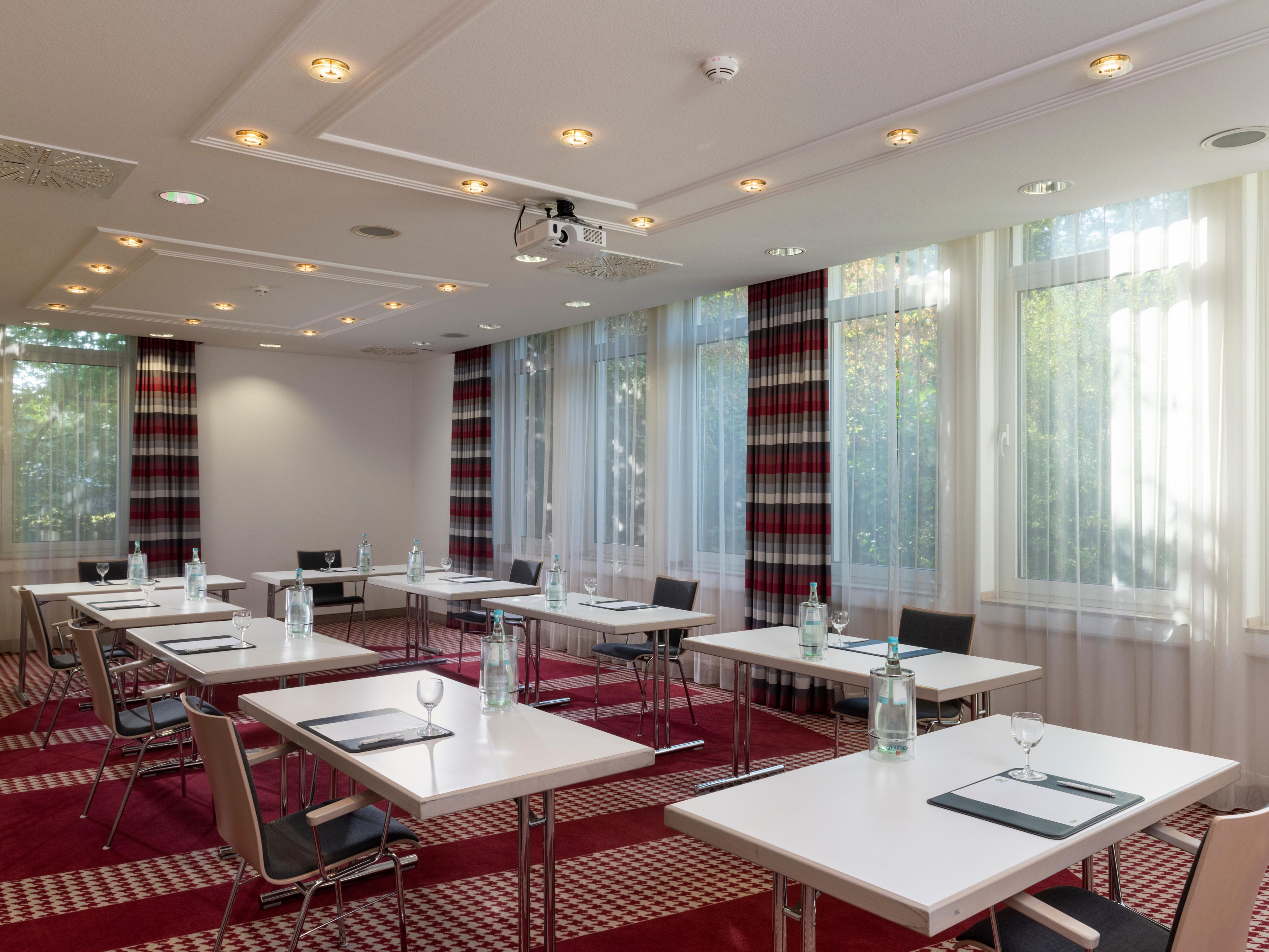 Book a convention room for meetings and for up to 170 persons.
