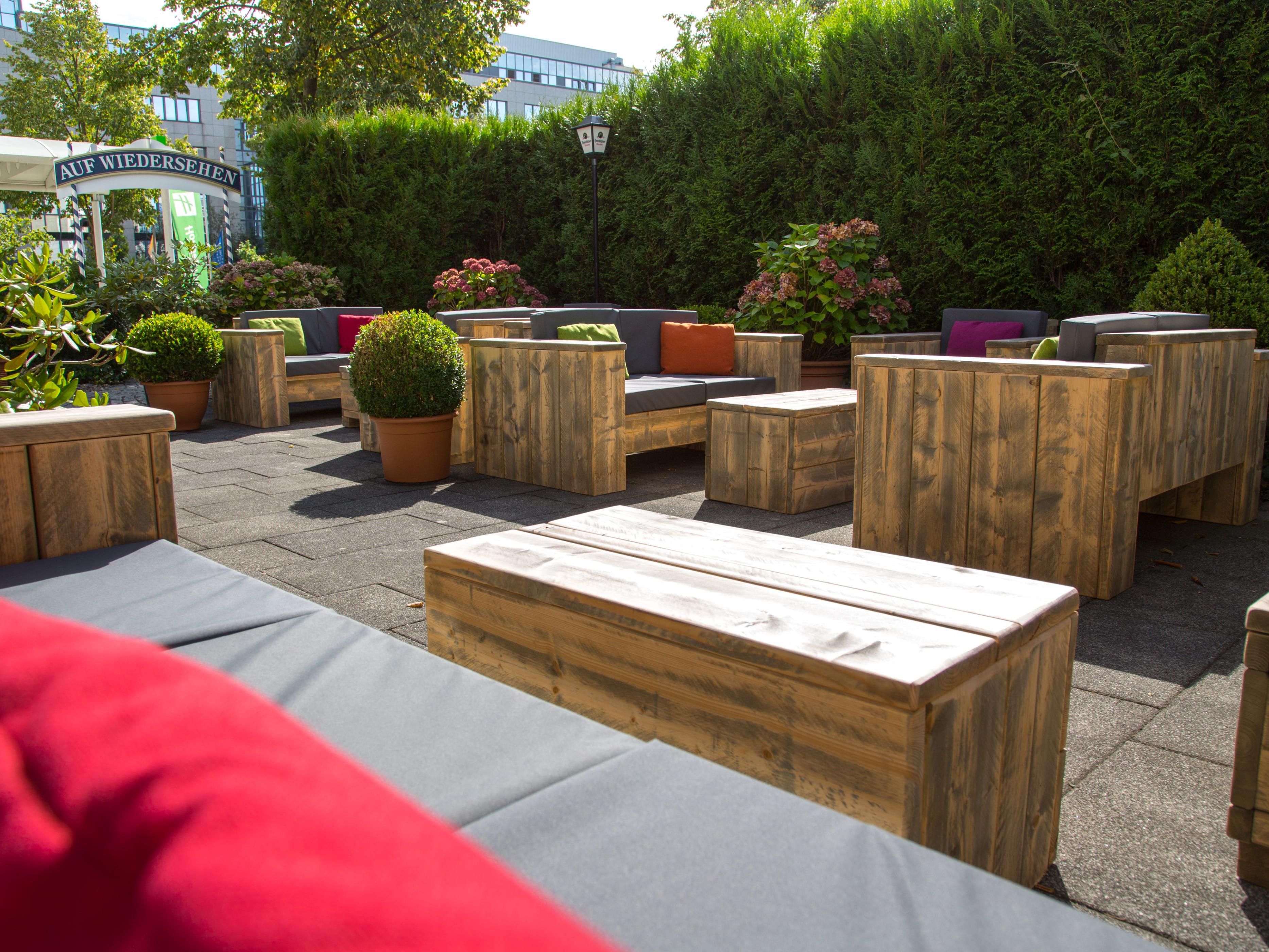 Stay relaxed and refresh yourself in our beer garden.