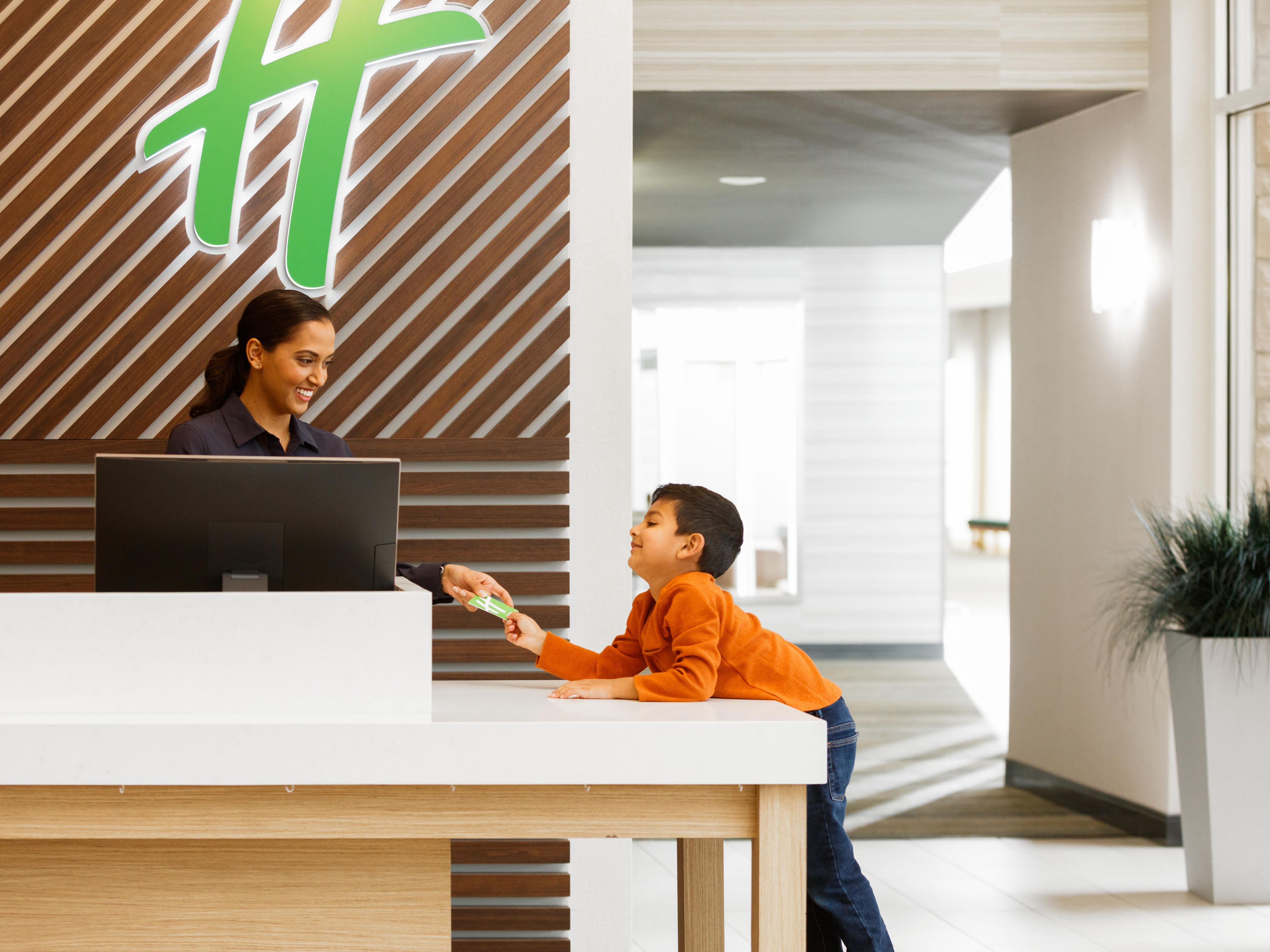 Kids Stay And Eat Free