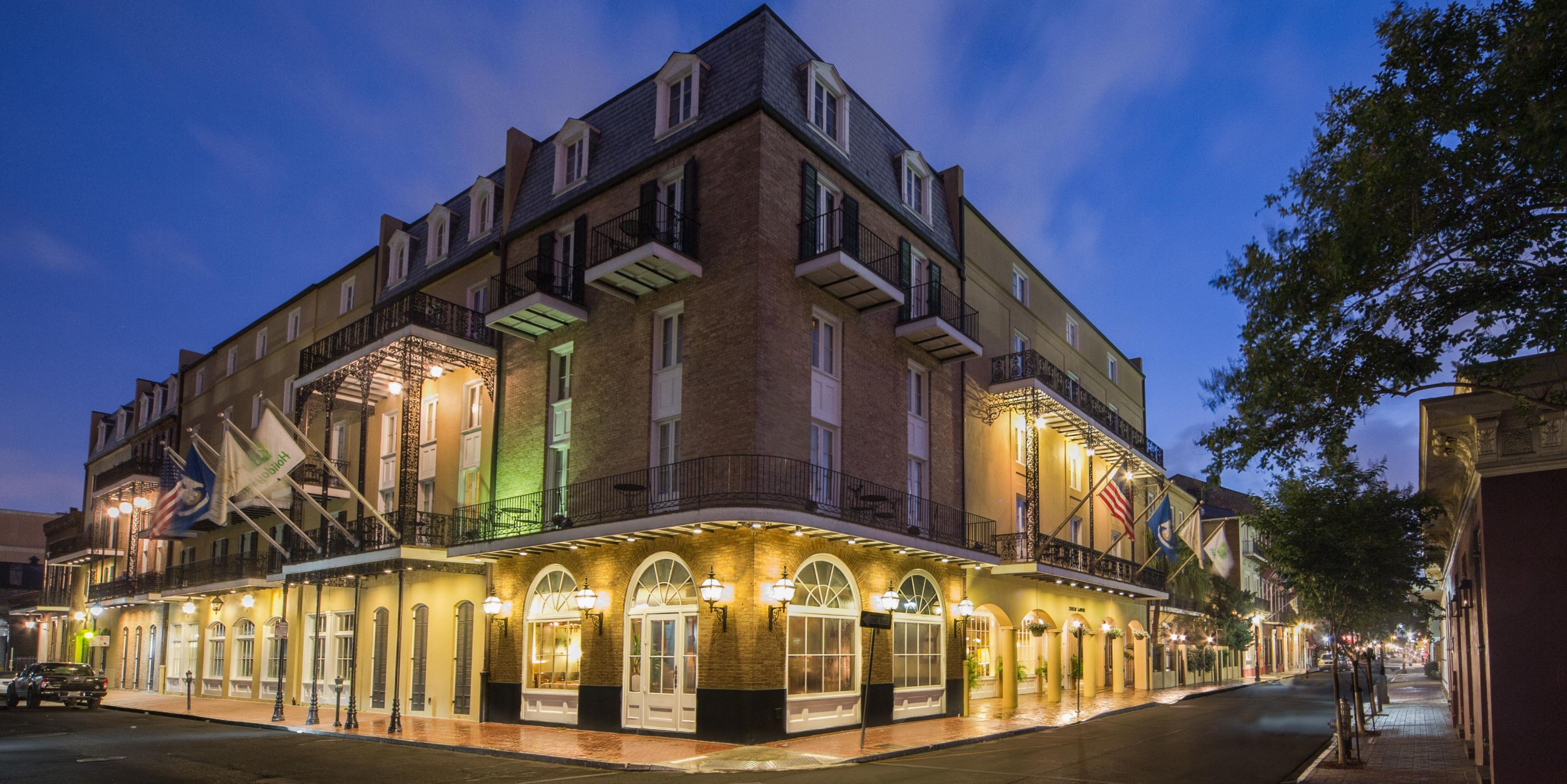 Late Night Eats in the French Quarter - French Market Inn