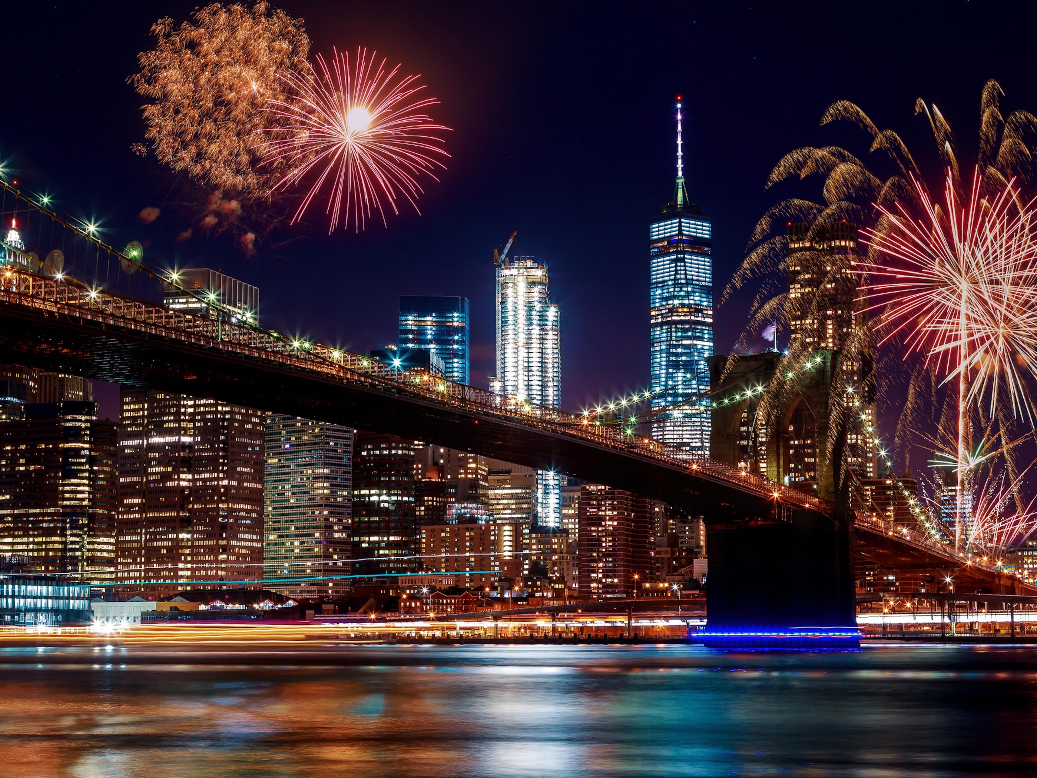 This year's Macy's 4th of July Fireworks Show will launch more than 80,000 fireworks making it one of the biggest displays in the country. Get ready to experience unforgettable performances & electrifying effects proudly displayed against the iconic backdrop of the Brooklyn Bridge and East River.