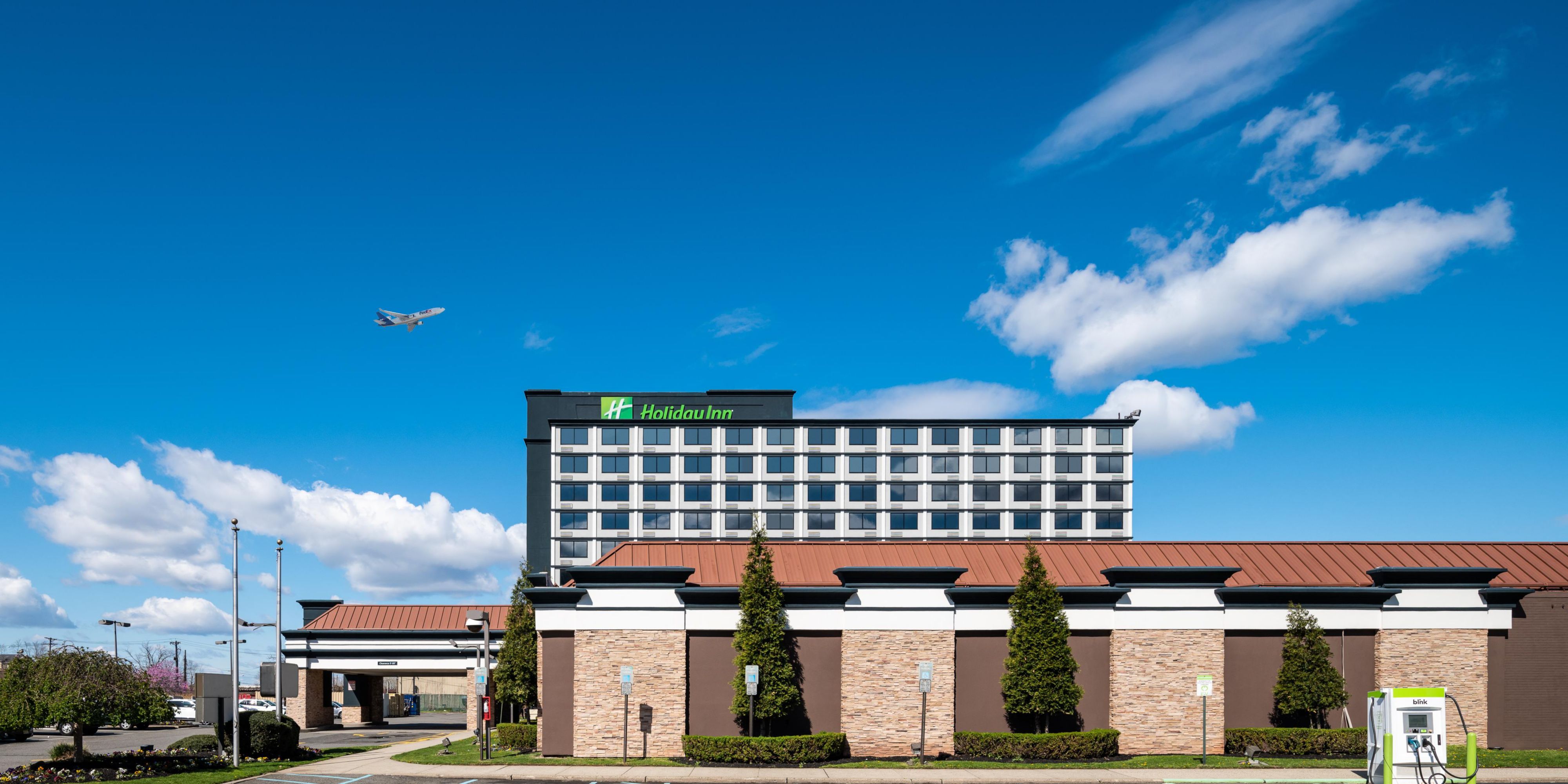 Holiday Inn Newark Airport 