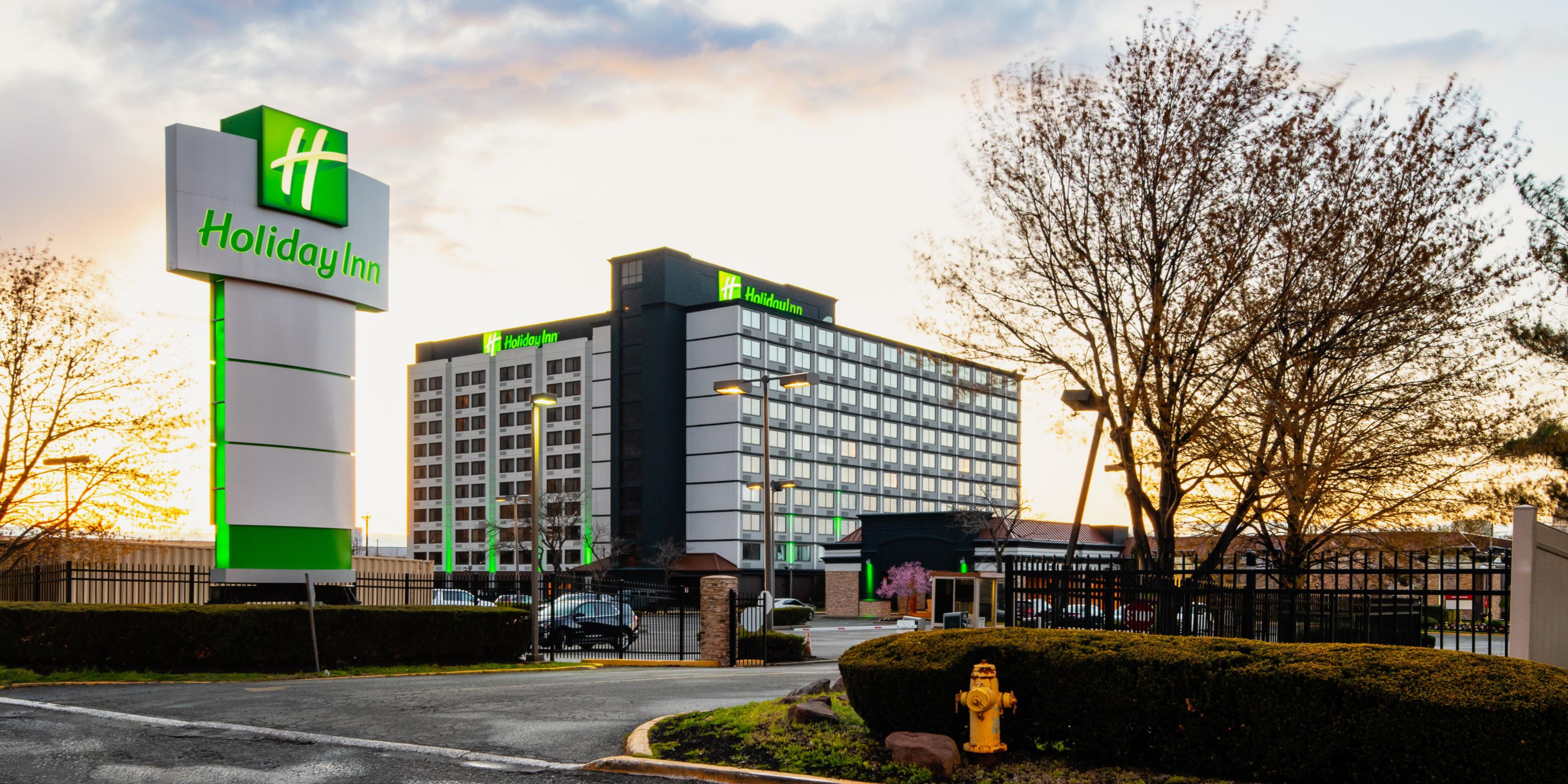 Holiday Inn Newark International Airport