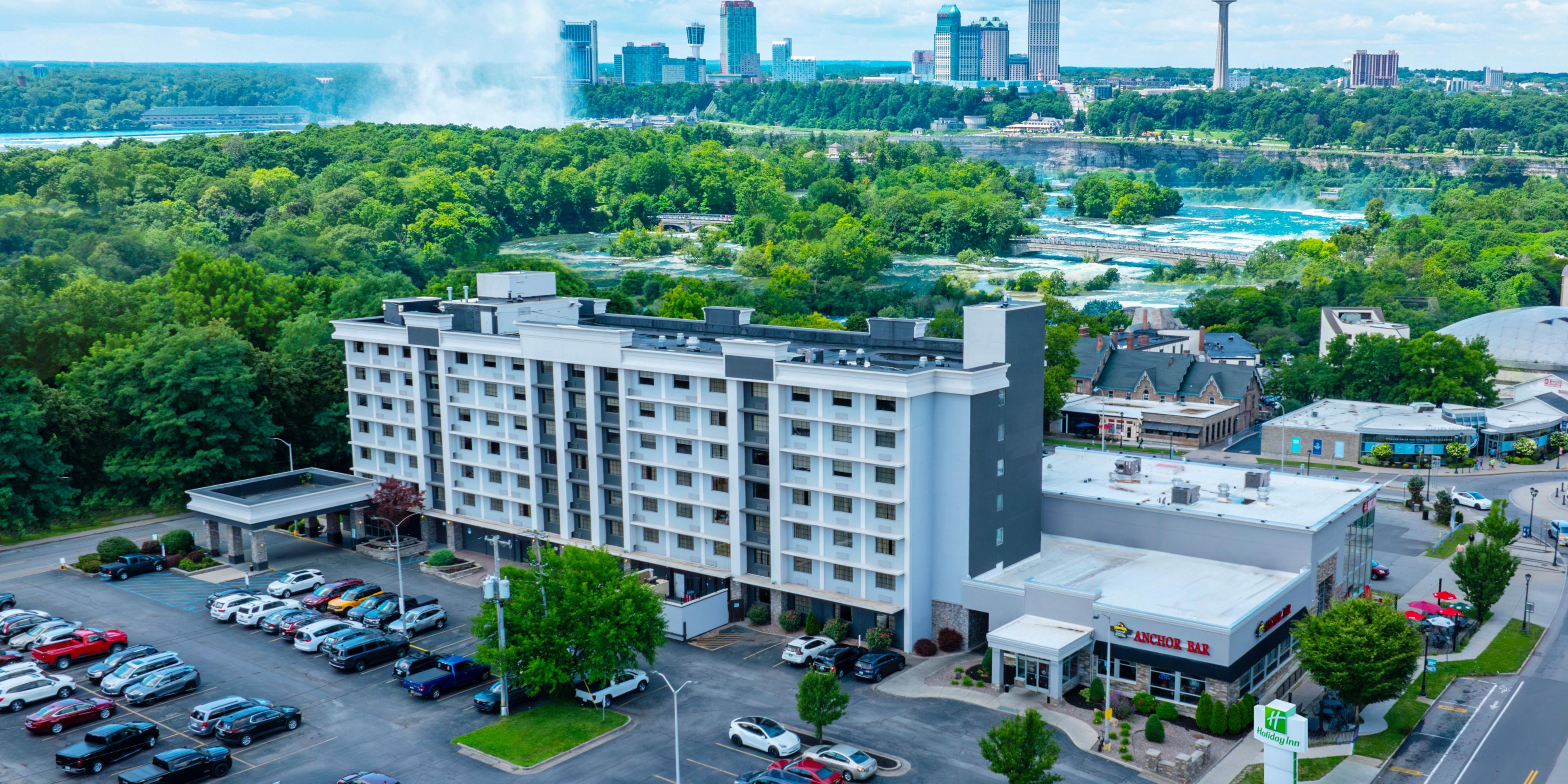 Holiday Inn Niagara Falls State Park Entry