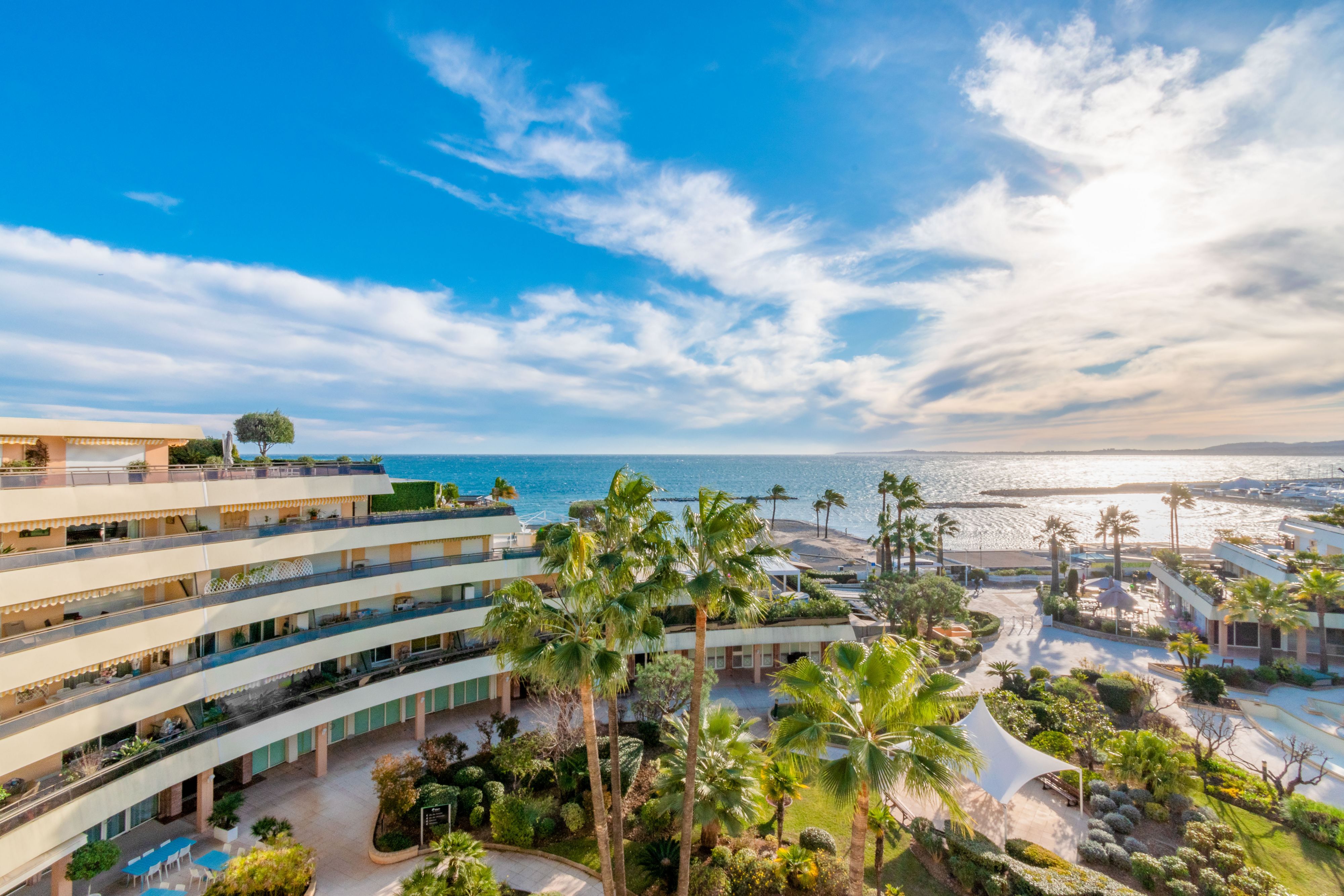 尼斯 - 港口圣罗兰