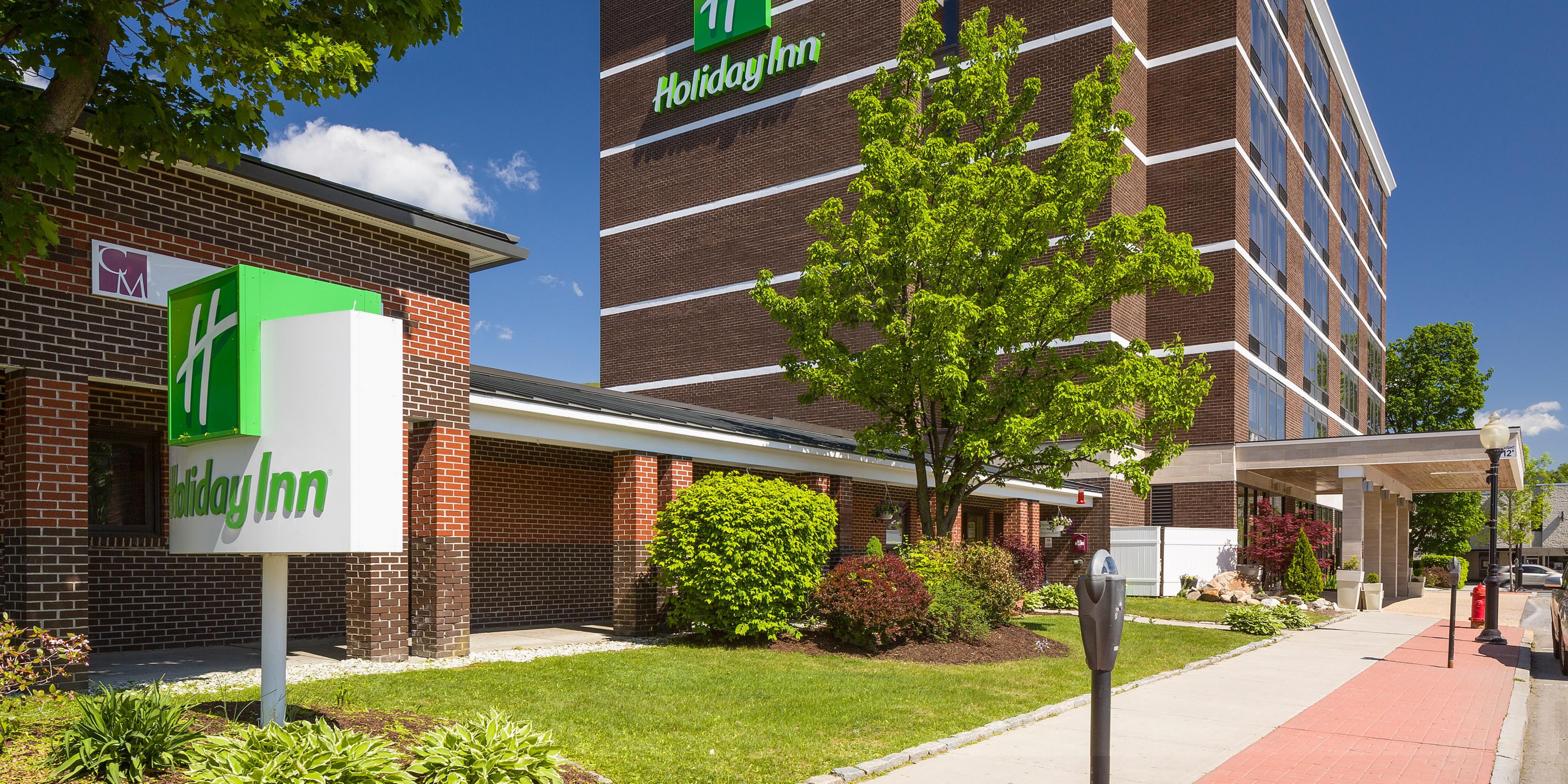 Family-friendly Berkshires Hotels Near North Adams Ma Holiday Inn Berkshires