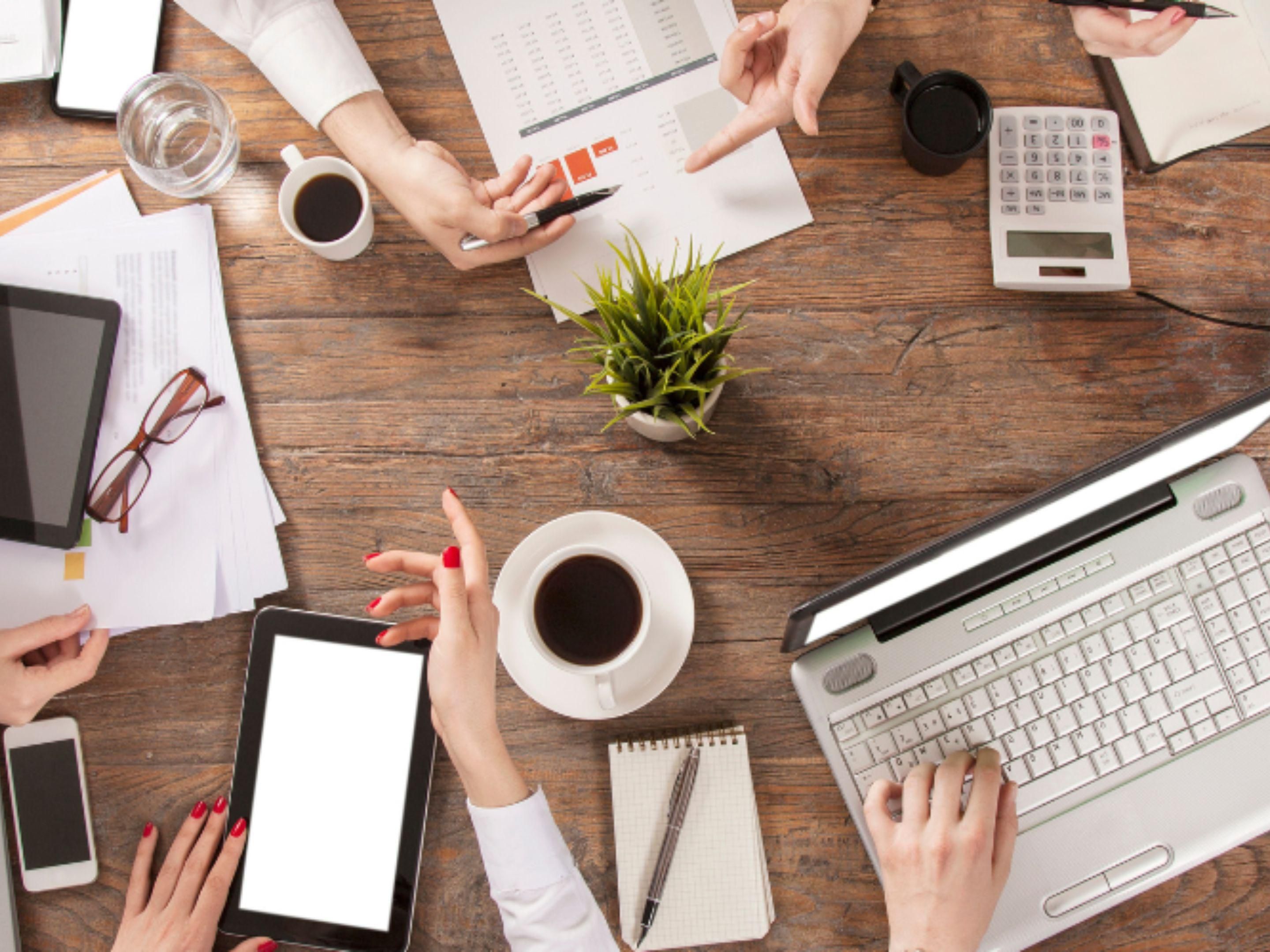 We have a range of meeting rooms available to suit any corporate requirement. So, if you're looking for a productive meeting space in Derby and Nottingham for interviews, larger presentations or conferences, our hotel meeting facilities have it all.