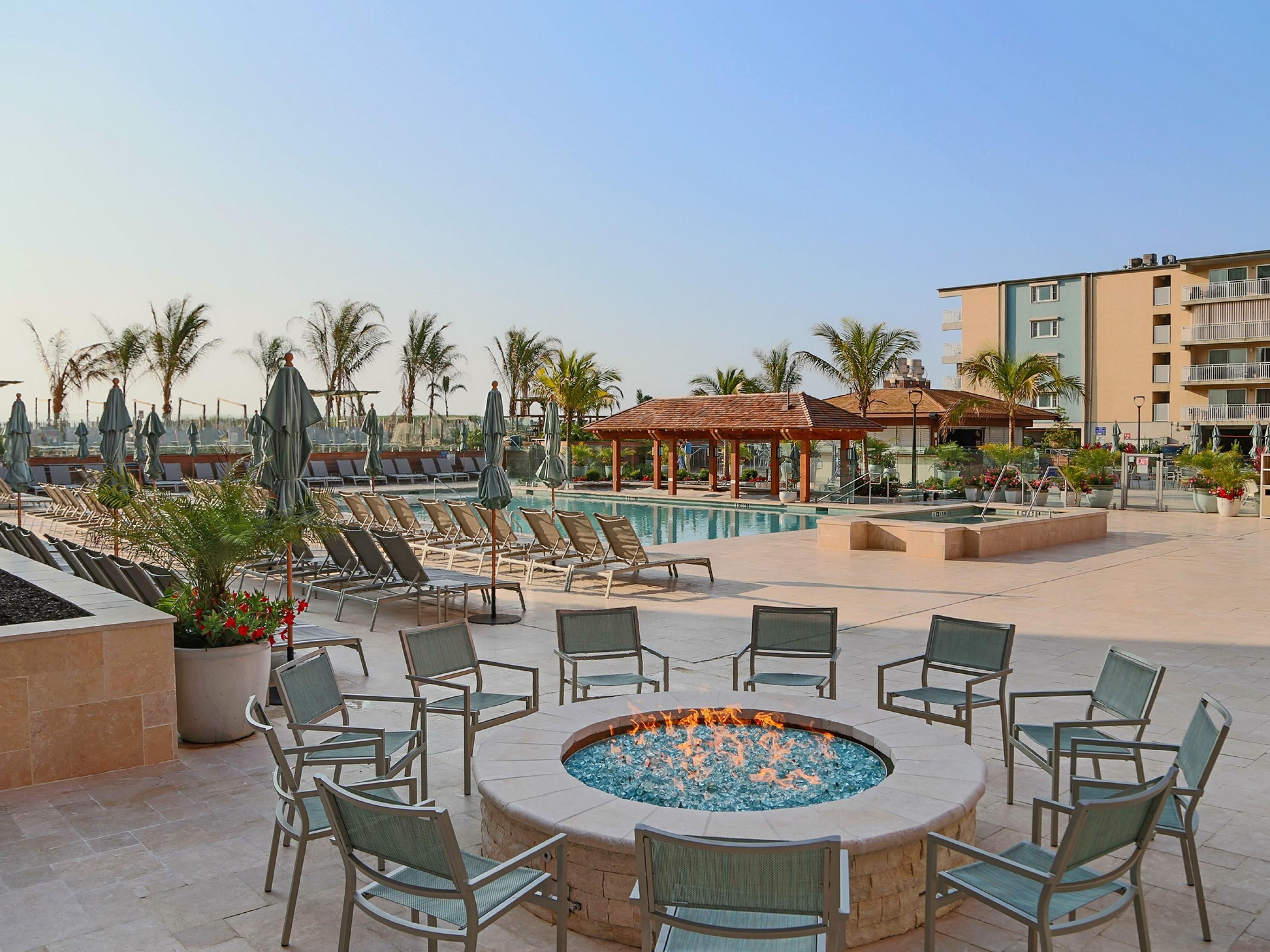 Our prime beachfront location provides easy access to the best attractions, dining, and entertainment. Spend a day at Jolly Rogers Amusement Park. Enjoy the convenience of staying in the heart of Ocean City, where the beach is just steps away and local hotspots are within easy reach.