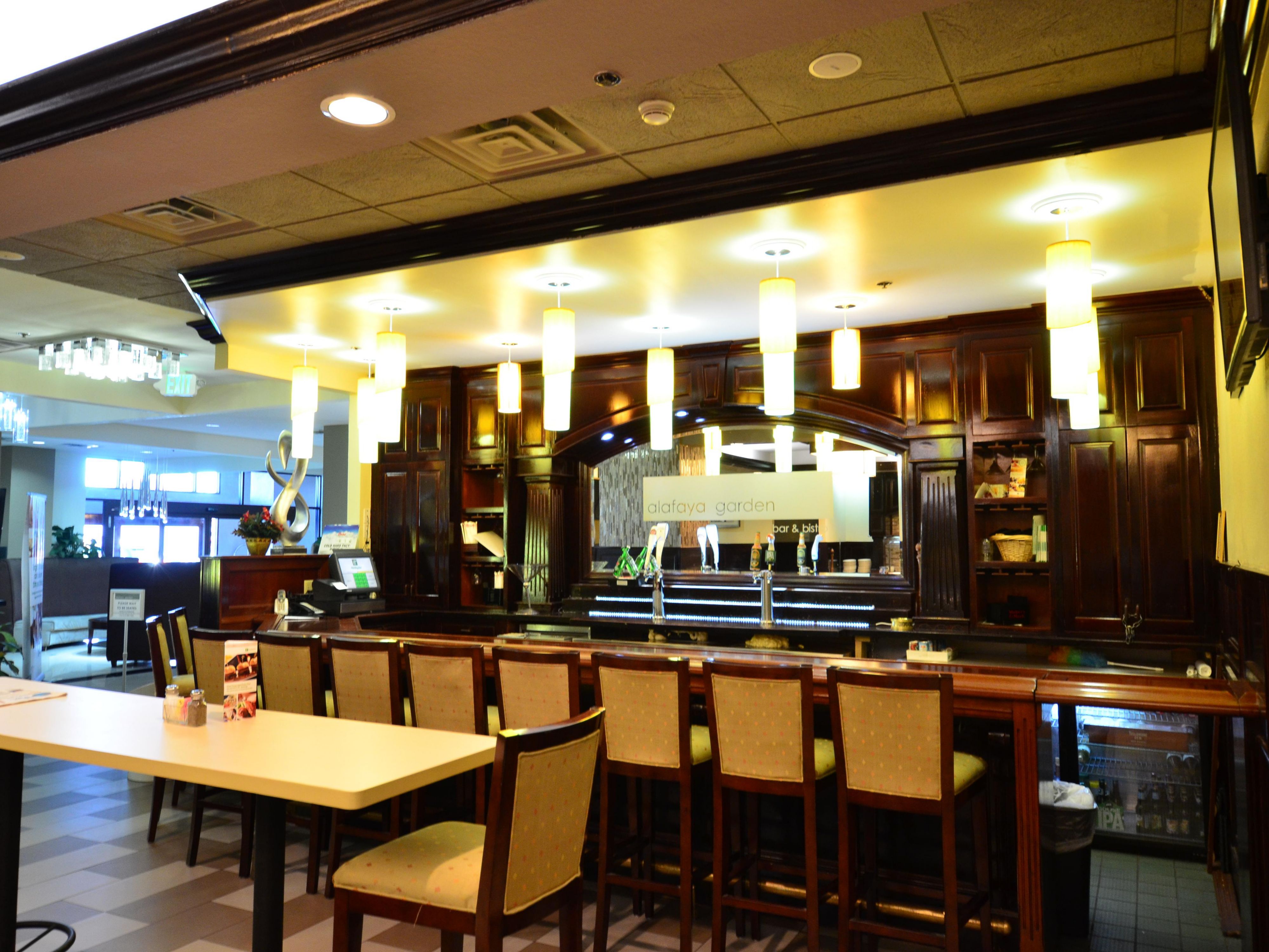 During this time, until further notice, Black and Gold Bar and Grill hours are adjusted to the following: Monday - Saturday breakfast is served from 6:30am to 10:00am. Sunday breakfast is served from 6:30am to 11am. Dinner hours will be 5:30pm to 10pm served daily. Our Bar hours open from 5:00pm to 9:30pm.