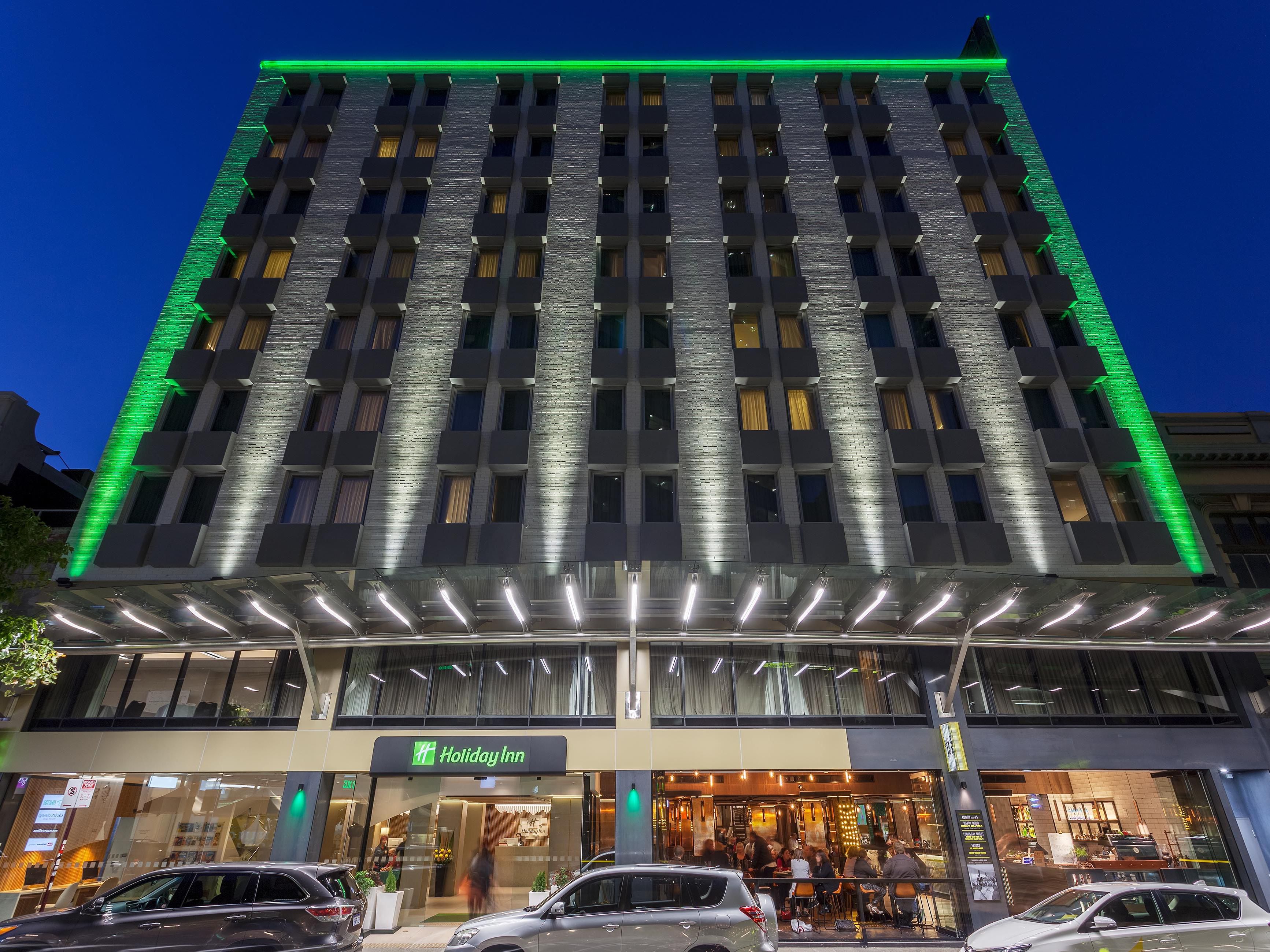 With Perth's best attractions, entertainment, dining and shopping at it's doorstep, Holiday Inn Perth City Centre is the ideal place to stay while exploring our beautiful city. Heading to a concert or show? We are perfectly situated just a short walk away from Perth Arena and short train ride to Optus Stadium.