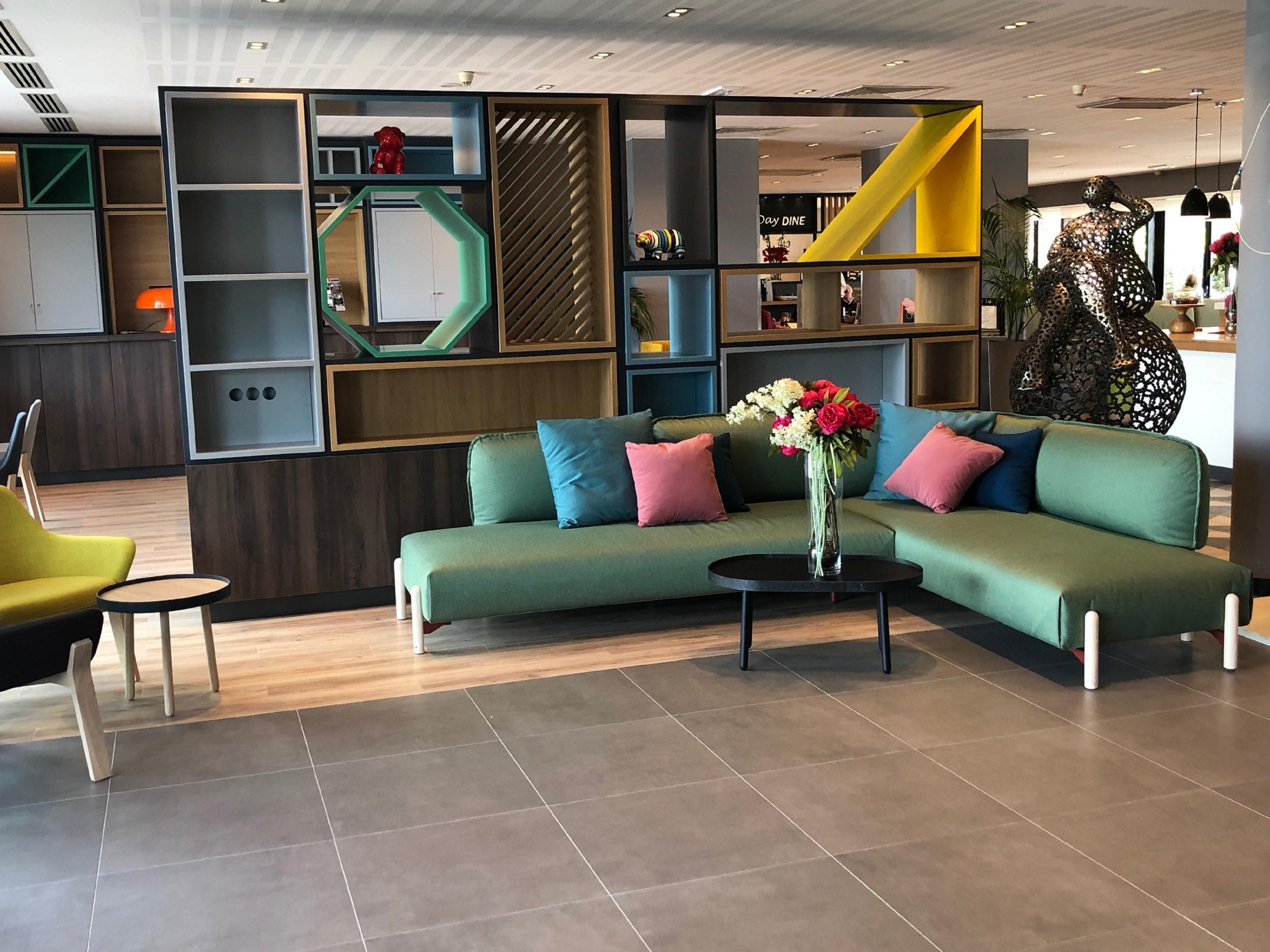 Guest Lounge