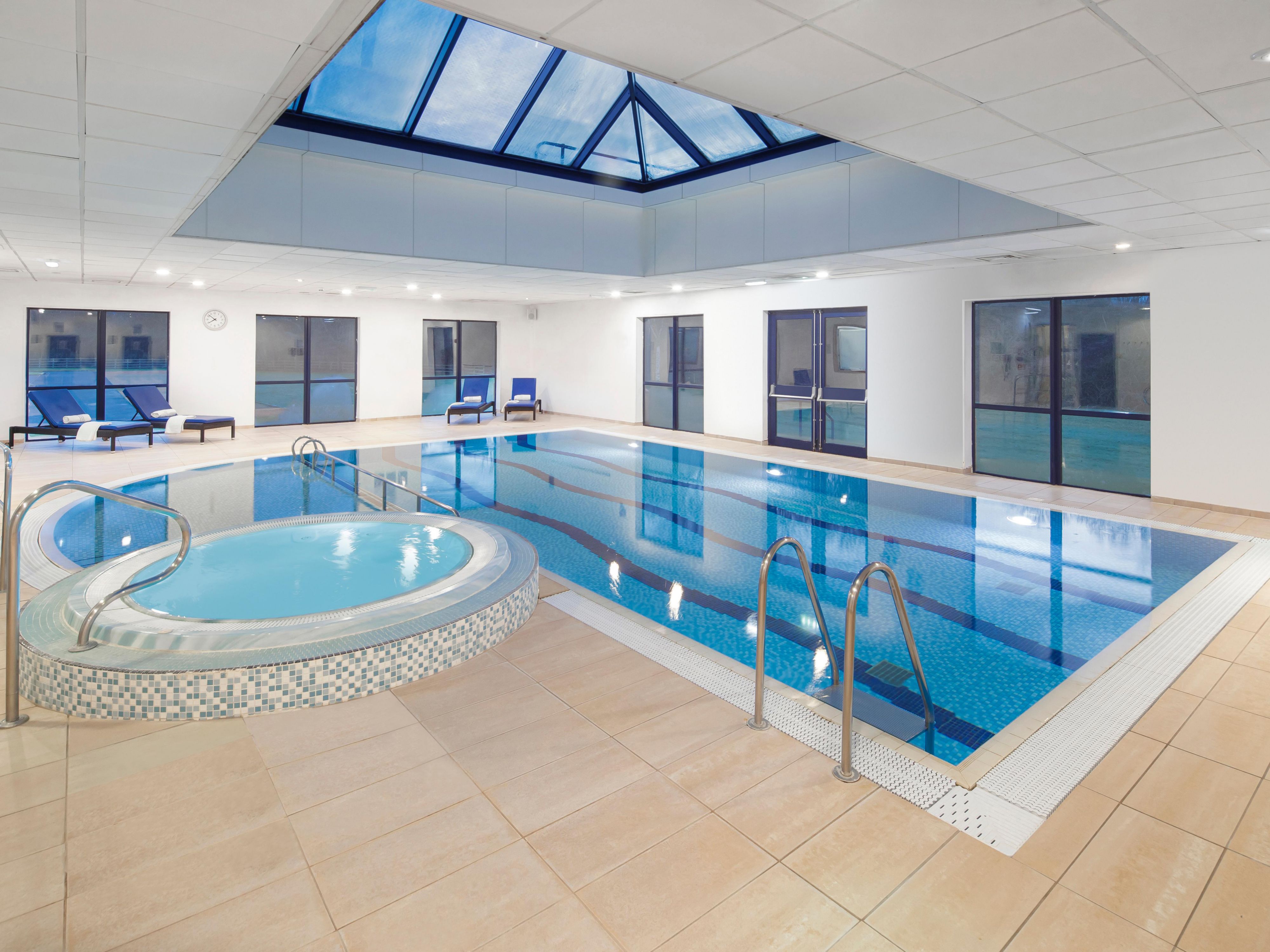 Our on-site gymnasium & swimming pool is open Mon - Fri, 6.30am - 10.00pm and weekends 7.30am - 9.00pm. 
Available to hotel residents, paying members & purchased day passes. Our facilities include: Gymnasium, Swimming Pool, Sauna, Steam Room and Hot Tub 
Class Studio with the following classes and more: HIIT Training, Yoga, Boot Camp & Body Blast.