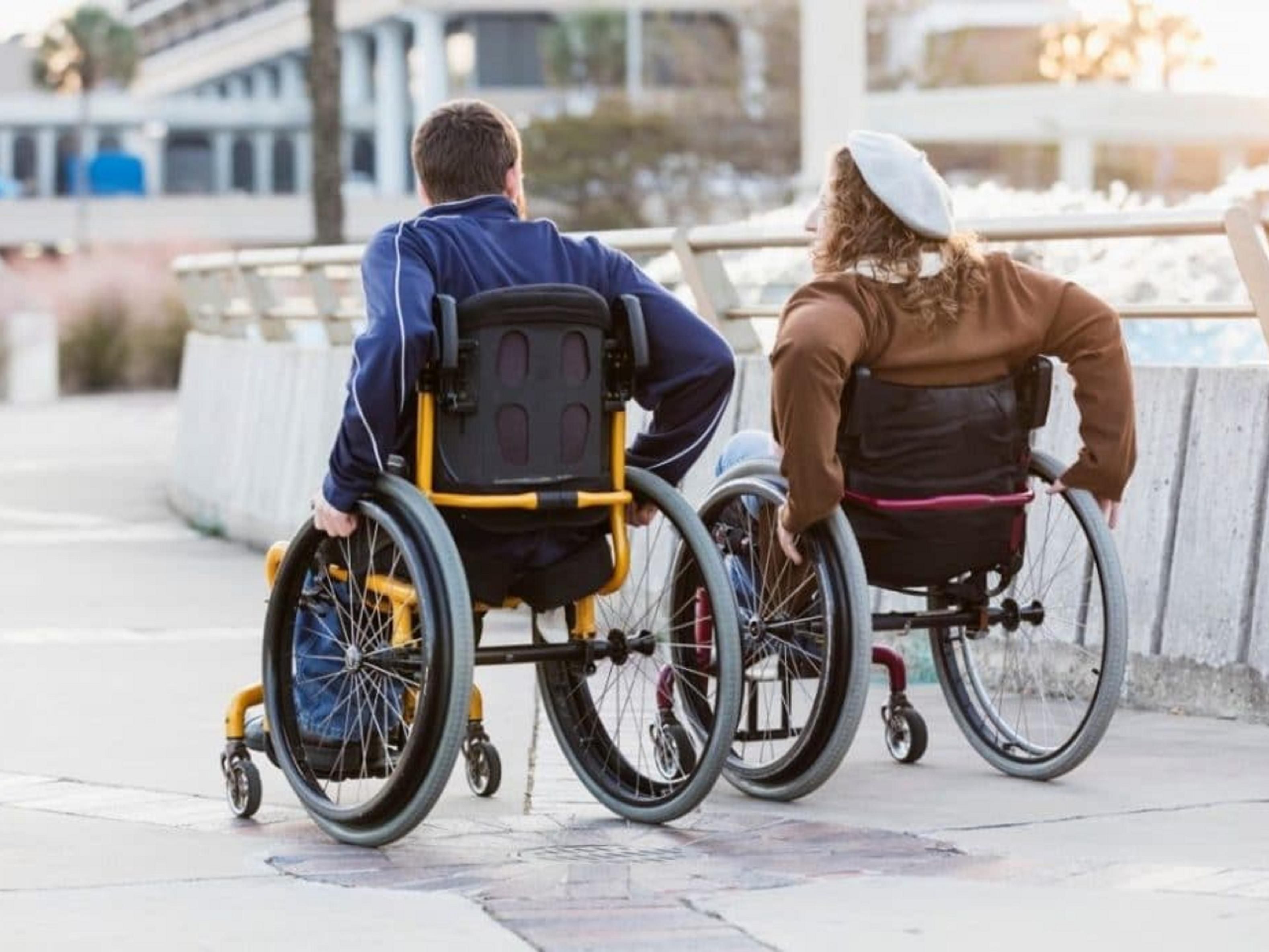 La inclusión y diversidad nos distinguen, ofreciendo hospedaje en Puebla con la calidez que todos merecen. Nuestras puertas están abiertas para todos, asegurando un espacio accesible y acogedor para personas con capacidades diferentes, con 1 habitación diseñada para satisfacer sus necesidades y brindar una estancia cómoda y segura.