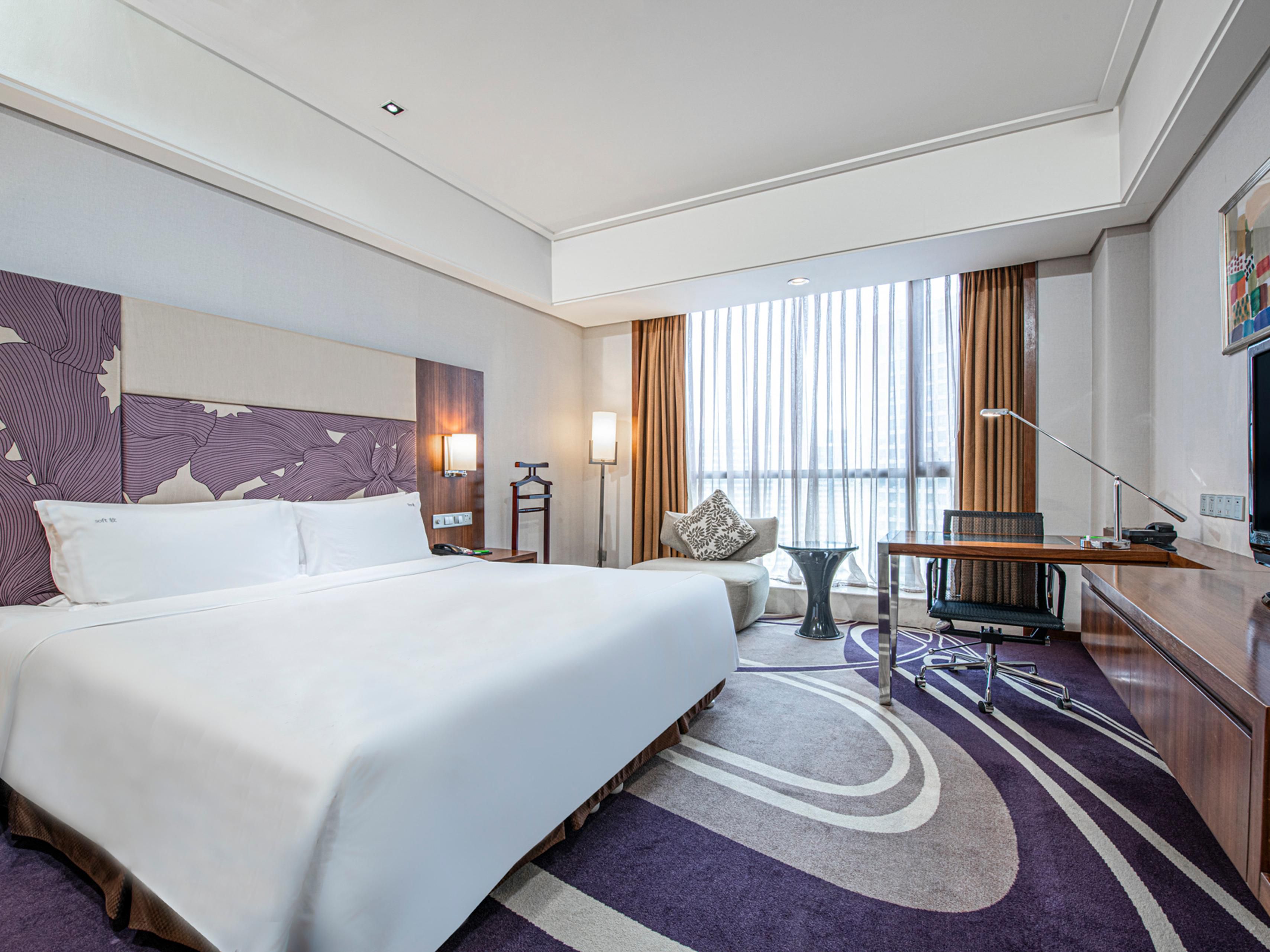 Holiday Inn Qingdao City Centre - Image3