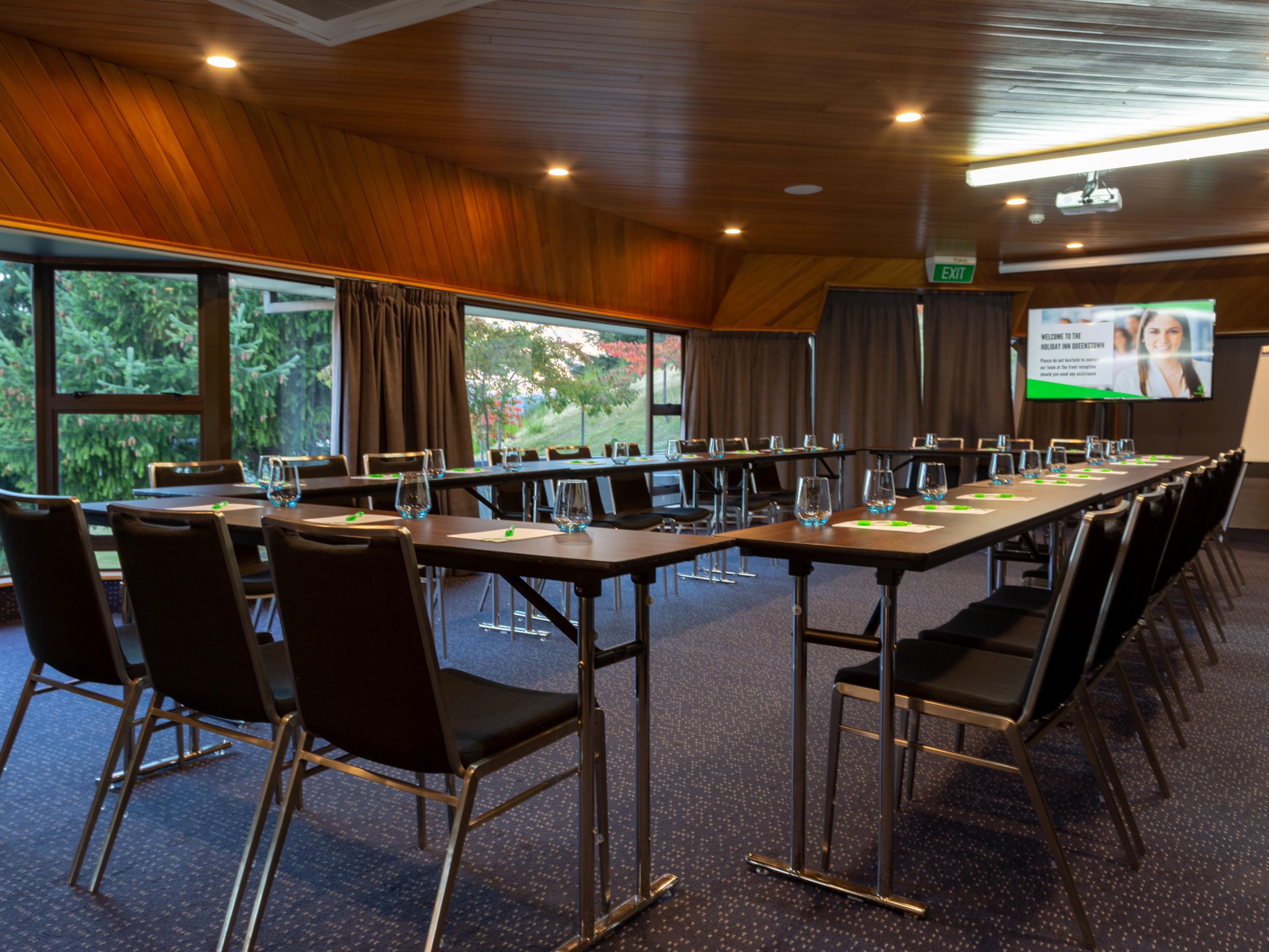 Host your events where innovation meets inspiration. Our premier meeting and events space boasts panoramic views of the enchanting Lake Wakatipu, elevating every gathering. Featuring AV tech, adaptable setups for various events, and top-notch catering from our in-house restaurant, this is truly a unique venue for your next Queenstown event.