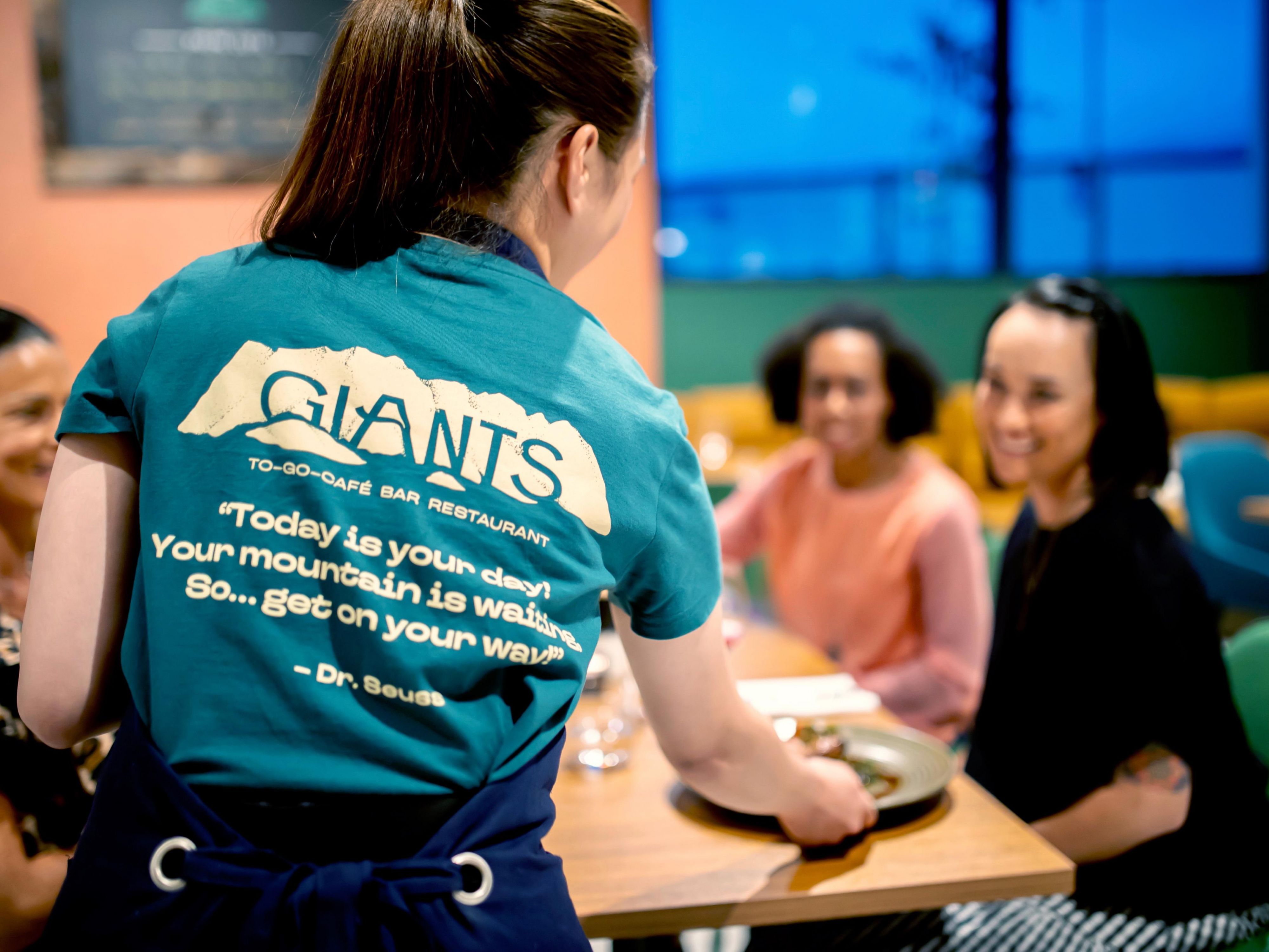 Dine in-house at Giants Bar & Restaurant - Big on taste because we’re big on place. Featuring delicious dishes made with locally sourced ingredients, the cozy atmosphere with stunning views of The Remarkables mountain range makes Giants the perfect setting for a delicious meal, no matter the time of day.


