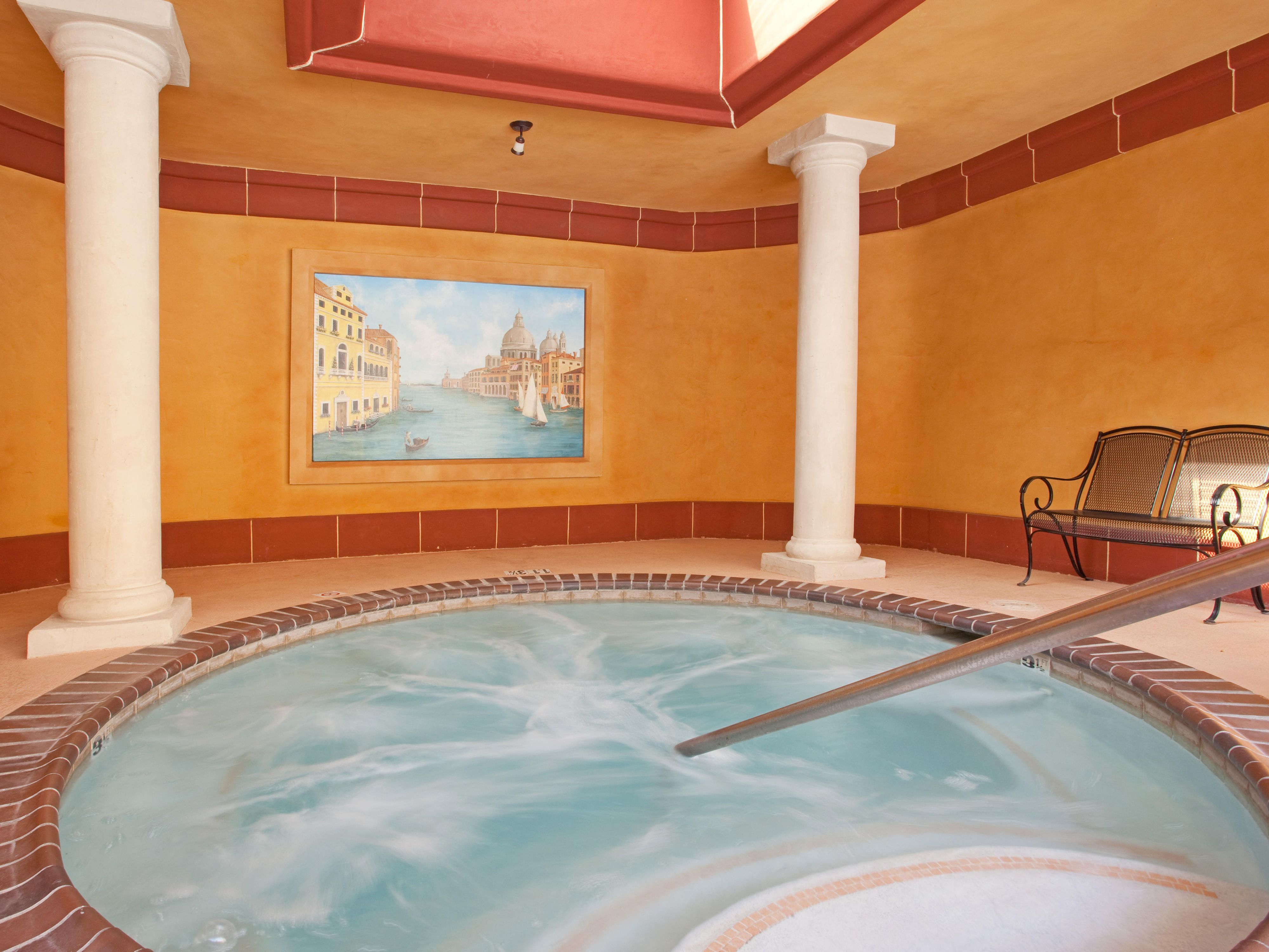 Enjoy a family-friendly atmosphere with fun kids’ activities, a relaxing pool and whirlpool, and free meals for children under 12 when dining with an adult—everything you need for a stress-free and memorable family getaway.