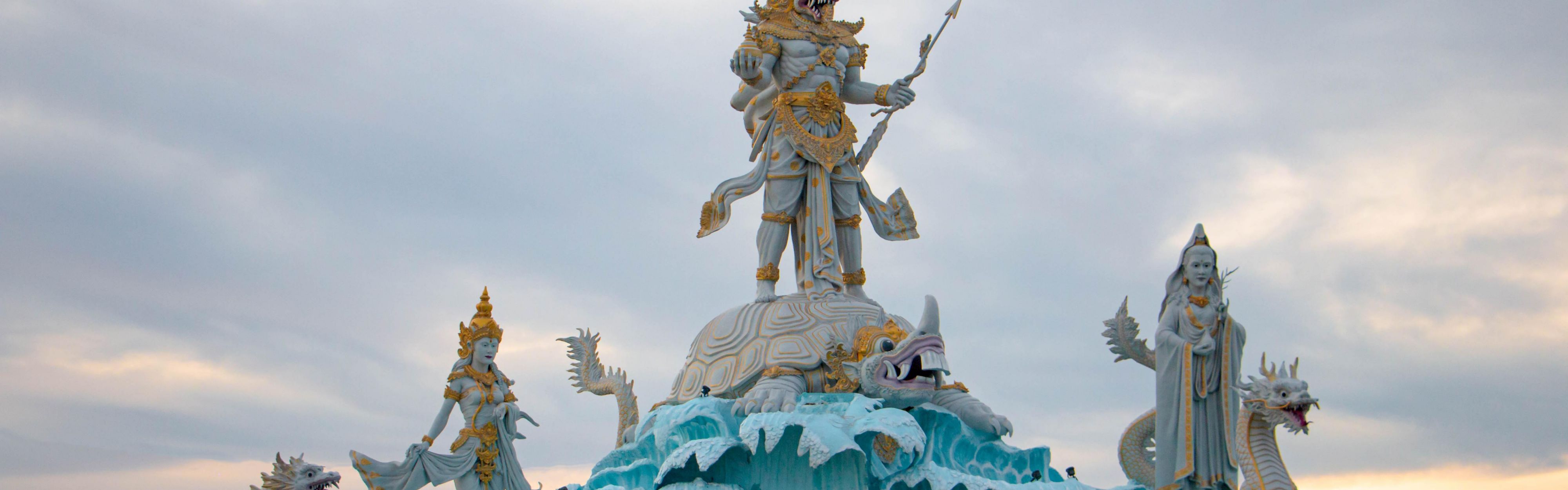 Statue of Dewa Baruna, Queen of the South Seas, Dewi Kwan Im