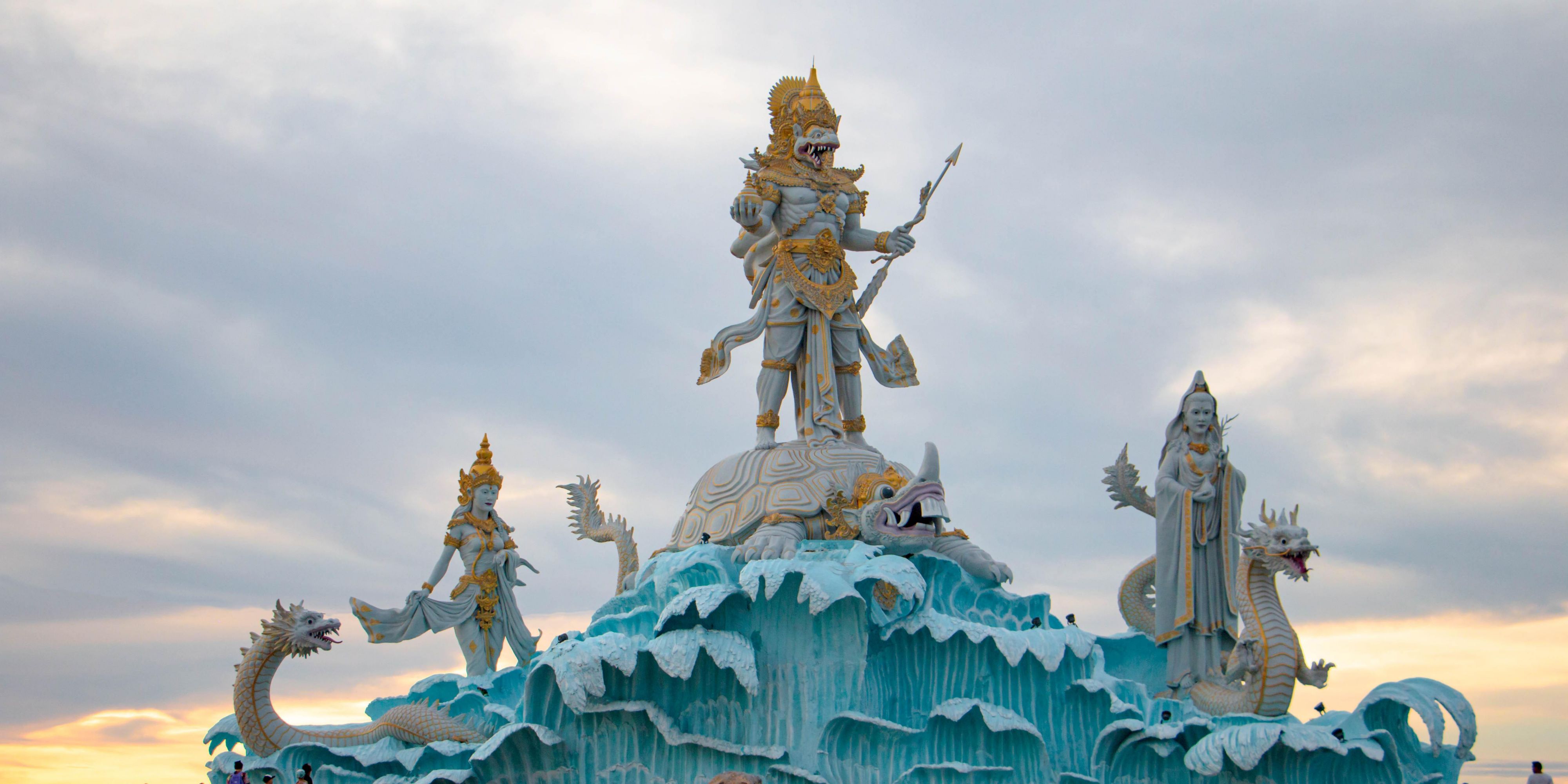 Statue of Dewa Baruna, Queen of the South Seas, Dewi Kwan Im