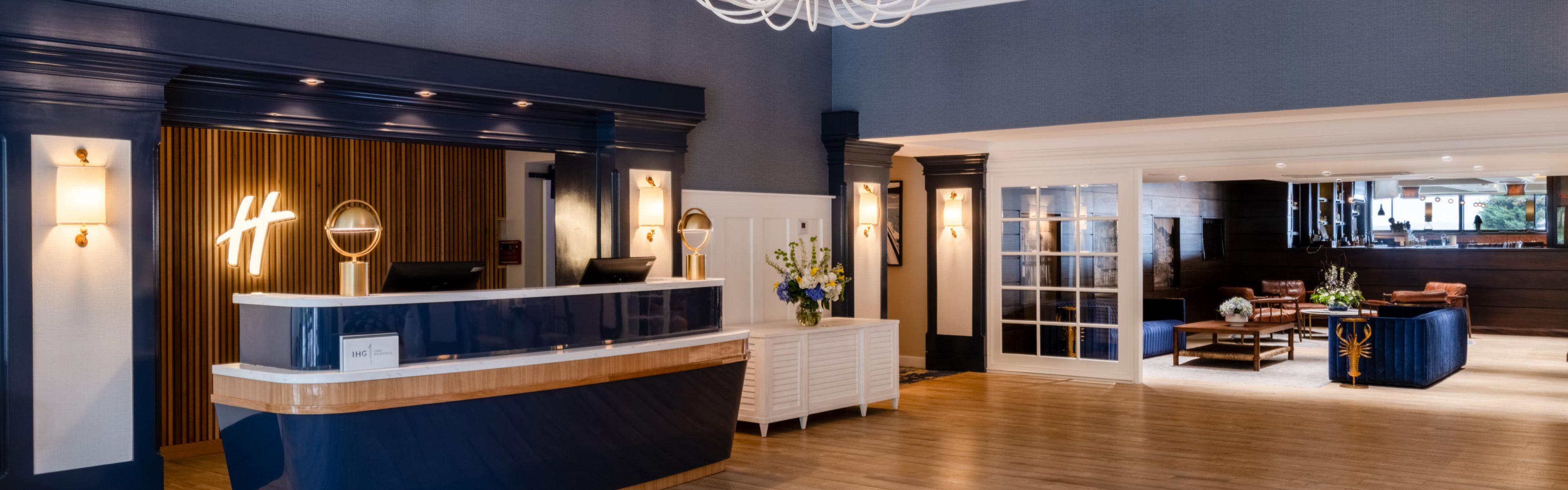 $hotelInfo.mediaDetails.welcomePhotos.primaryPhoto.caption}