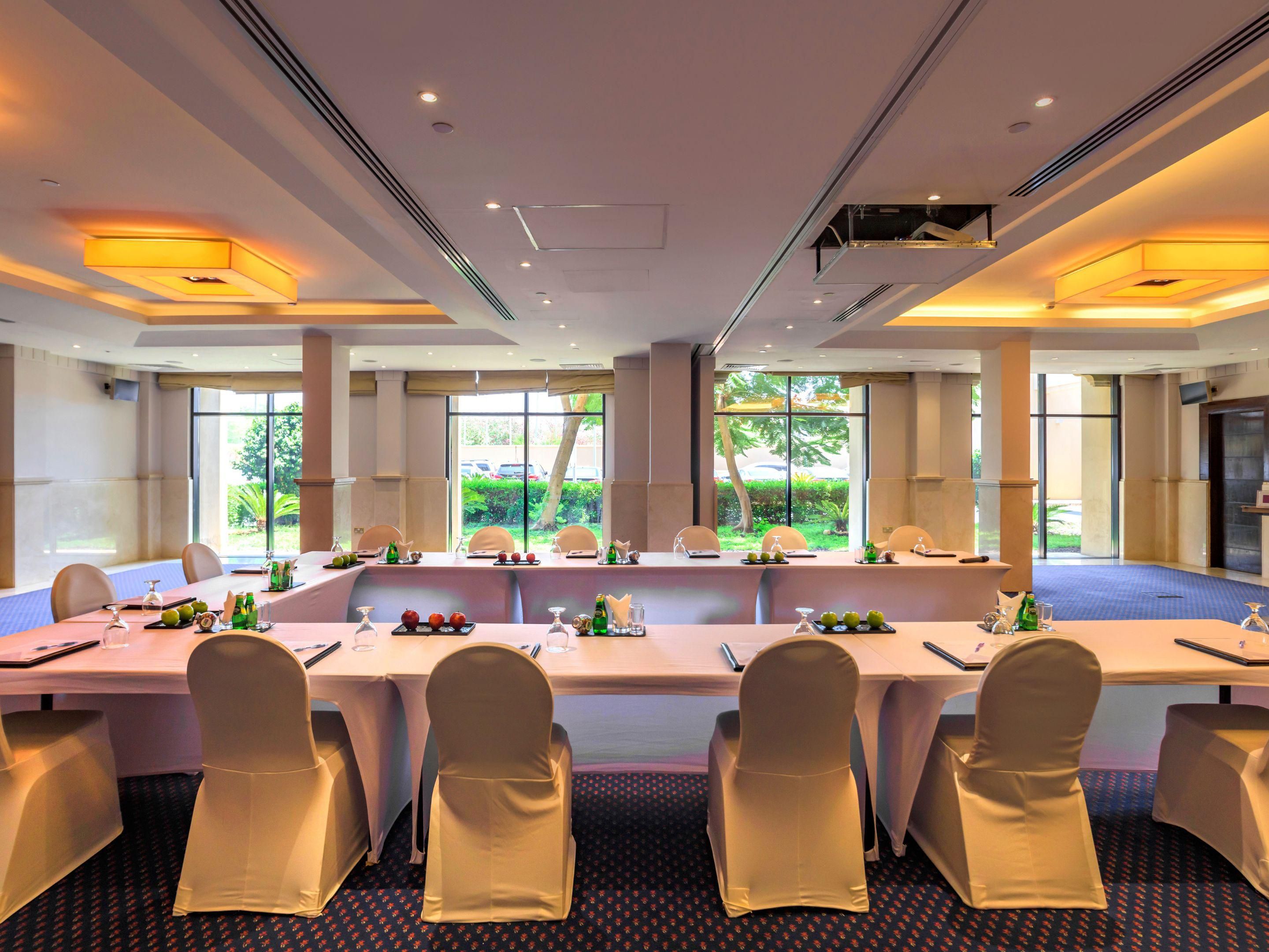Experience a wide range of banquet and conference facilities, designed to accommodate all types of meetings and special events. Whether you're planning a corporate gathering or a celebratory occasion, our versatile spaces provide the perfect setting to ensure your event is a success. 