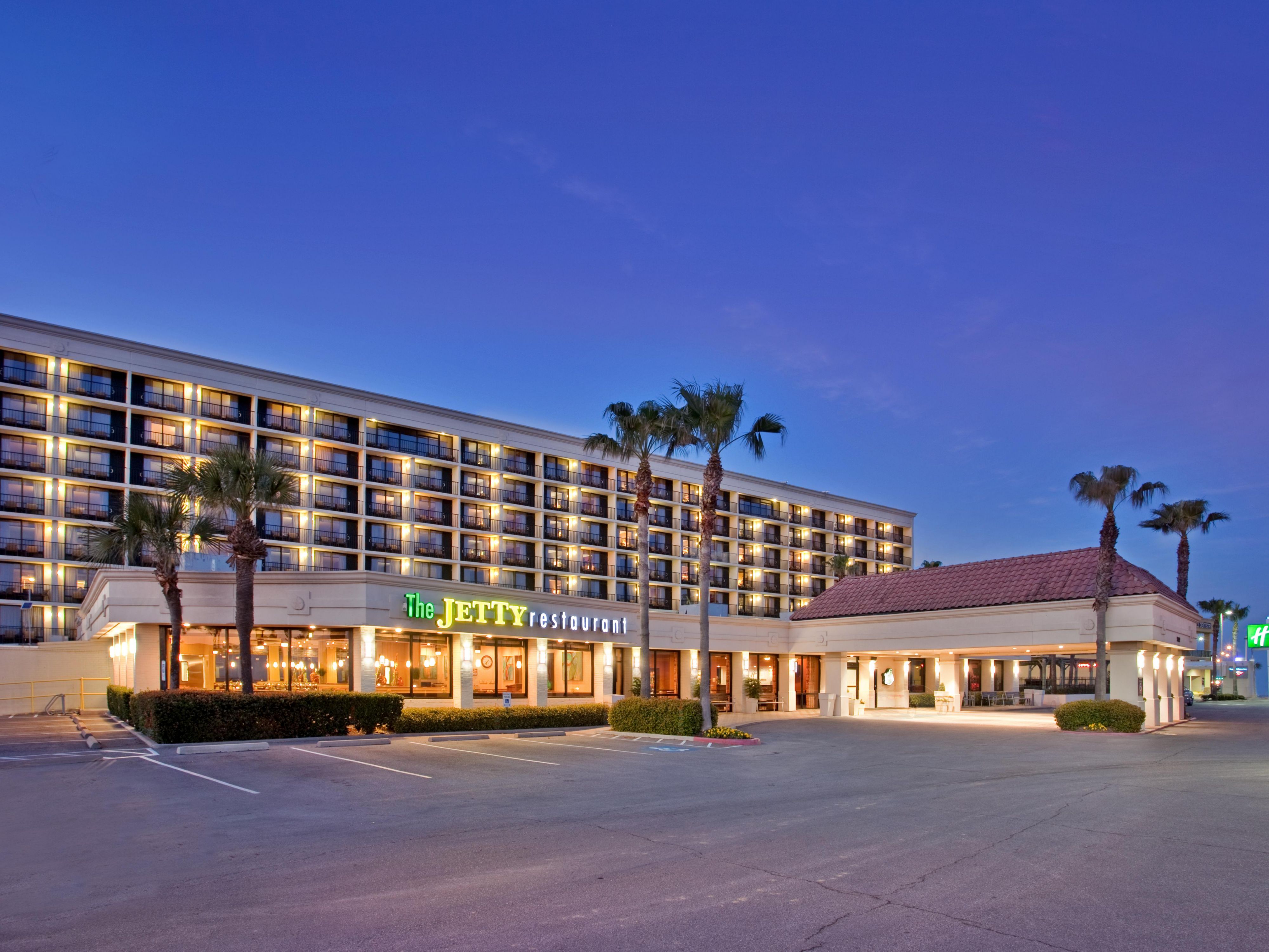Awaken all your senses at Spa San Luis at The San Luis Resort. Amid the sounds of the gulf, the scent of beach oleanders and the luxurious feel of fine linens, we have created an elegant and serene environment that rejuvenates and balances your spirit. Spa San Luis, located just next door is available for guests of Holiday Inn Resort Galveston. 