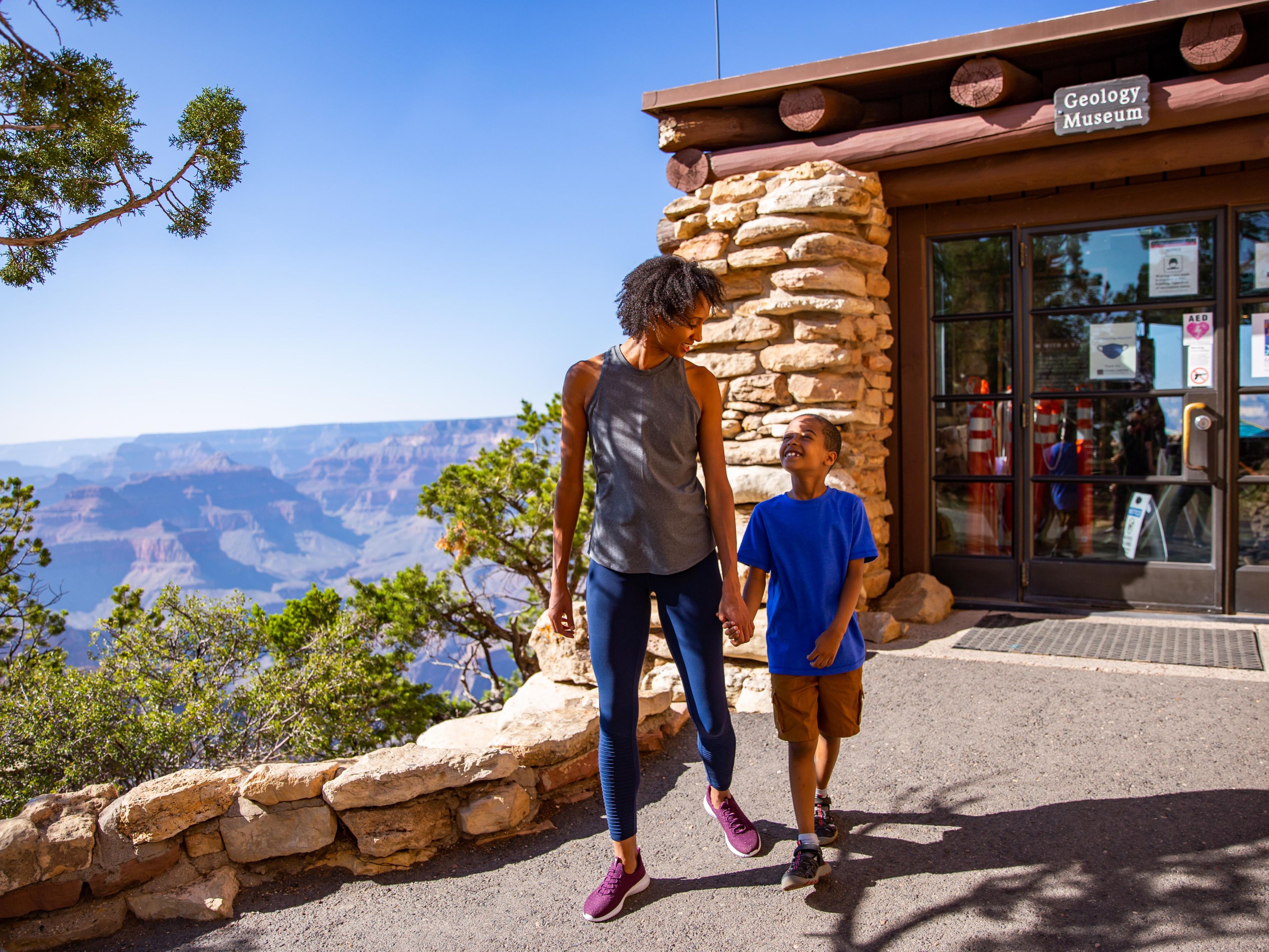 Embrace summer in The Grand Canyon! Enjoy 15% off your room with our limited-time package, plus a $50 food and beverage credit to savor on-site. Additionally, you'll earn 1,000 IHG Rewards points for stays through August 30th. Book your unforgettable getaway today!