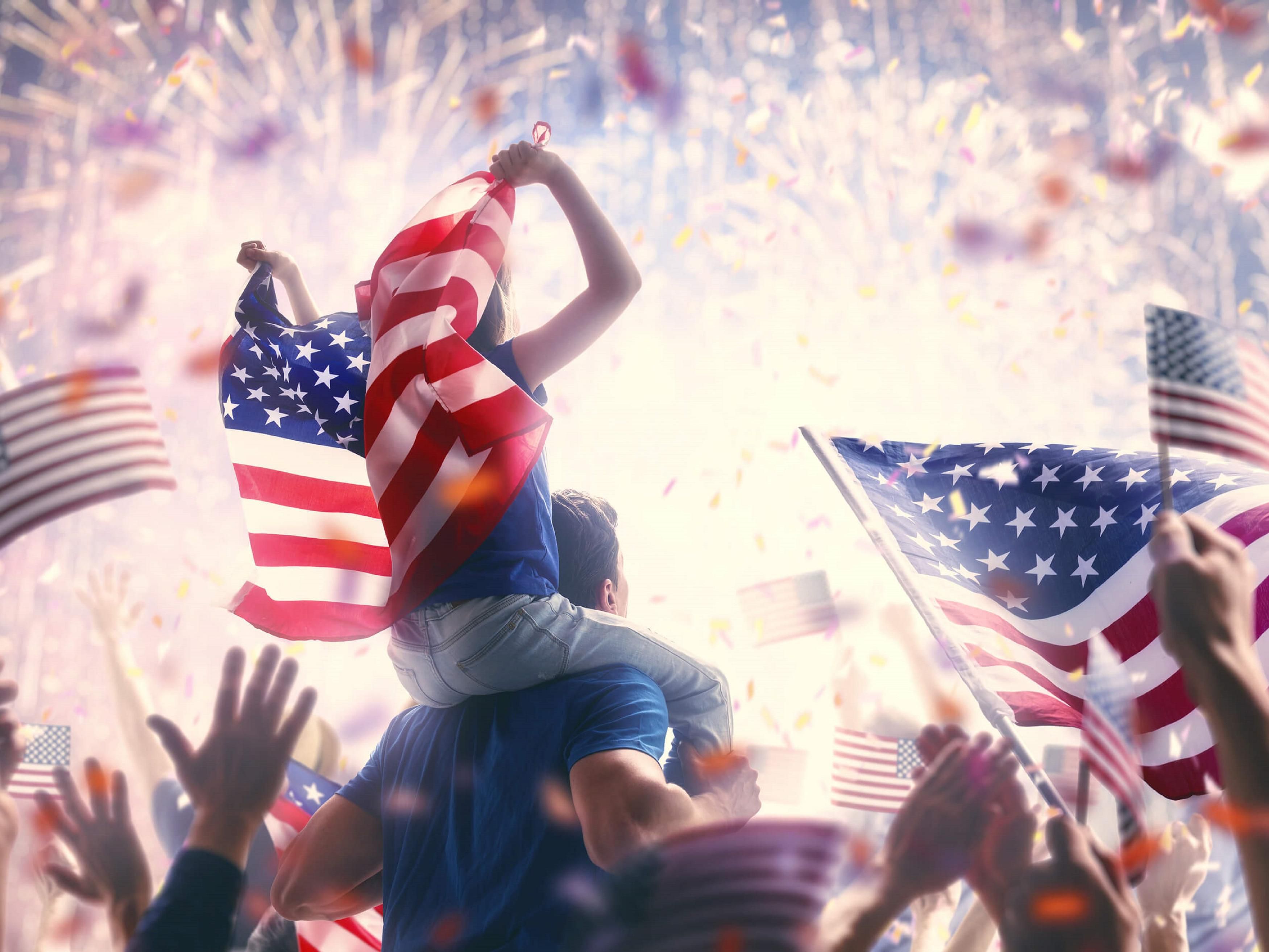 Get ready for a memorable 4th of July at our Panama City Beach hotel! With our Stay Longer and Save Rate, enjoy a weekend filled with fireworks and festivities. Celebrate Independence Day just 5.4 miles away at Pier Park, home to the largest Gulf Coast fireworks display from July 3–6. Savor great food, cold drinks, and fun with family and friends.