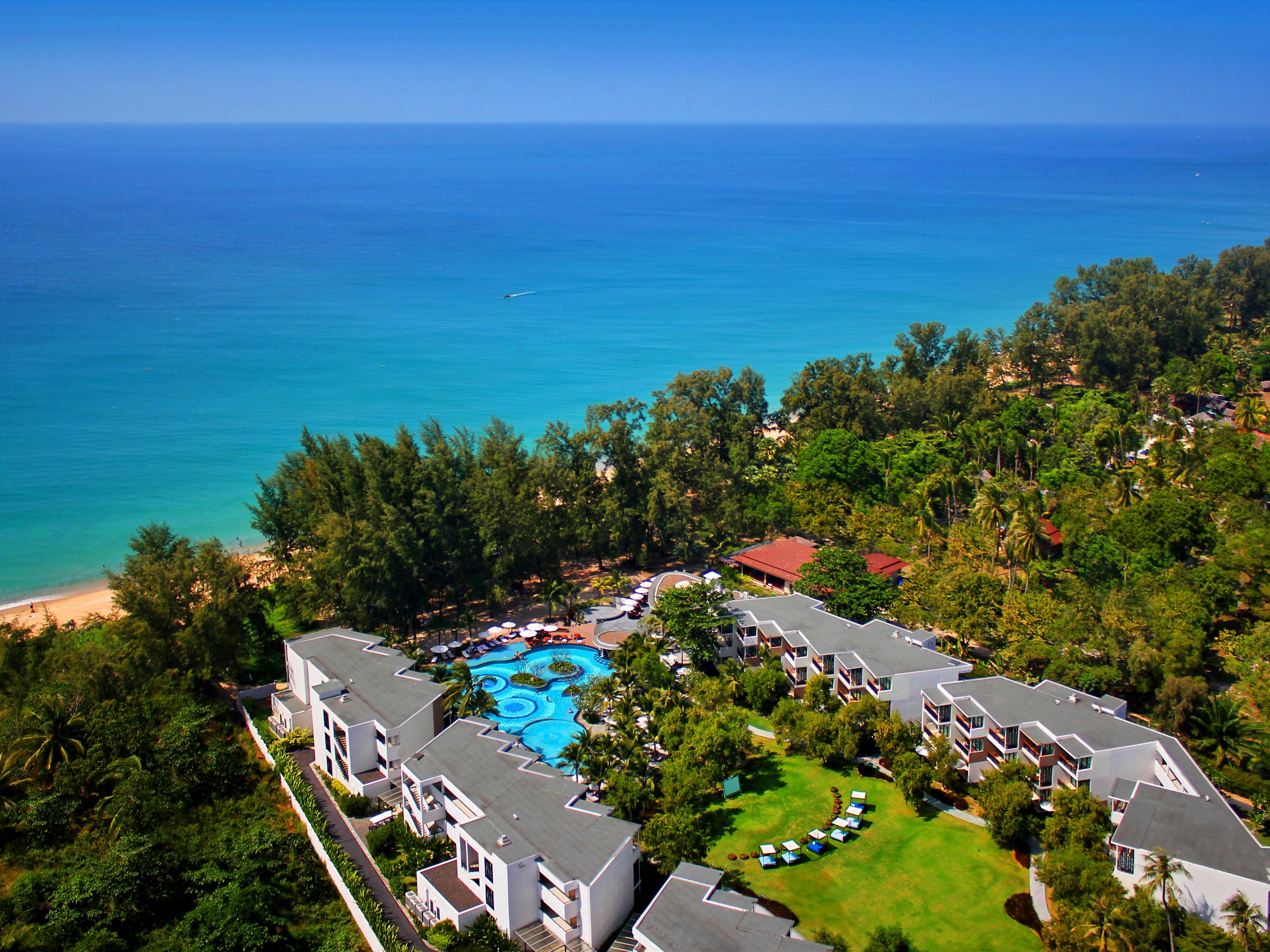 the beachfront hotel phuket