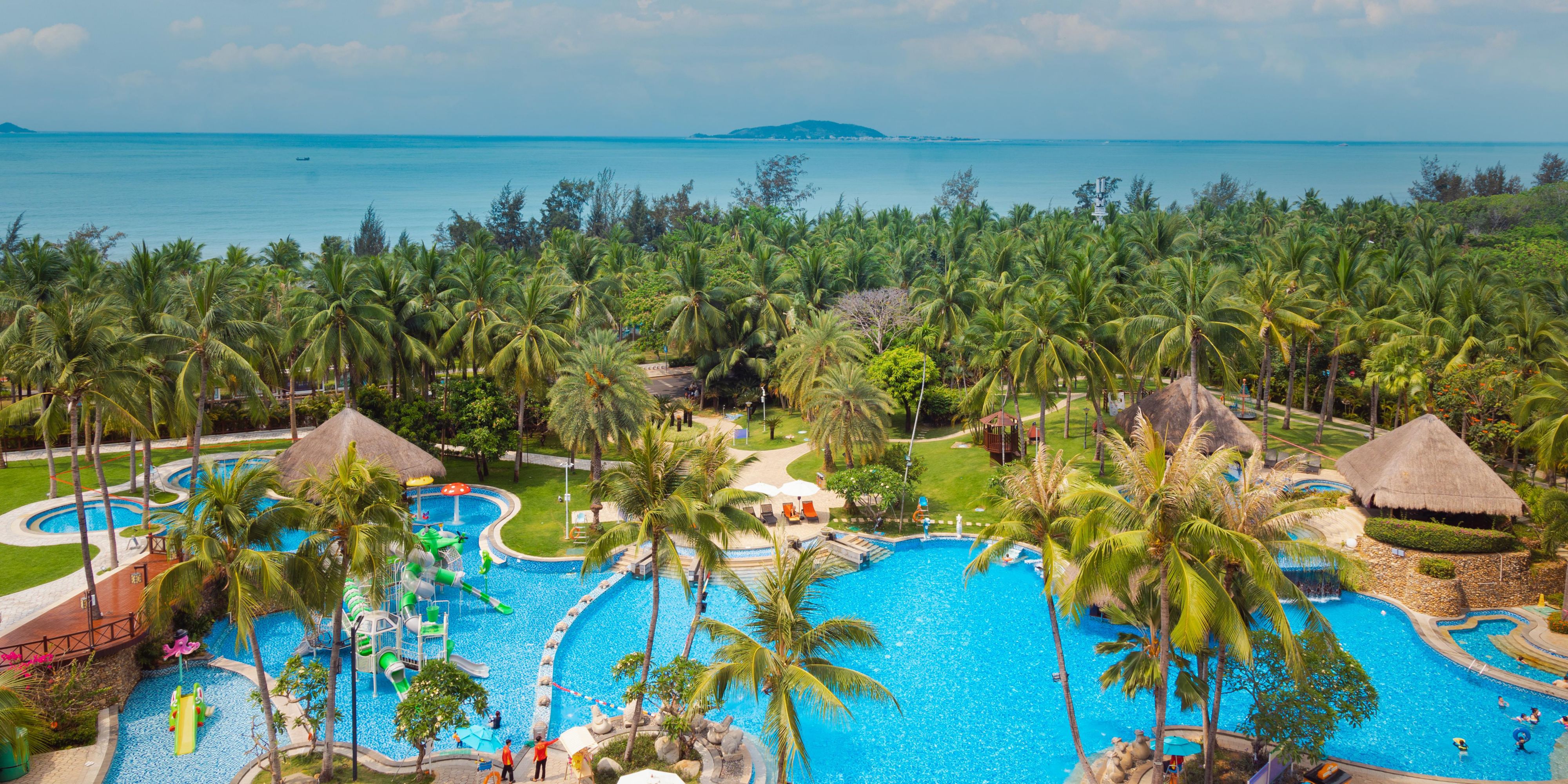 Family Resort in Sanya | Holiday Inn Resort Sanya Bay Hotel by IHG