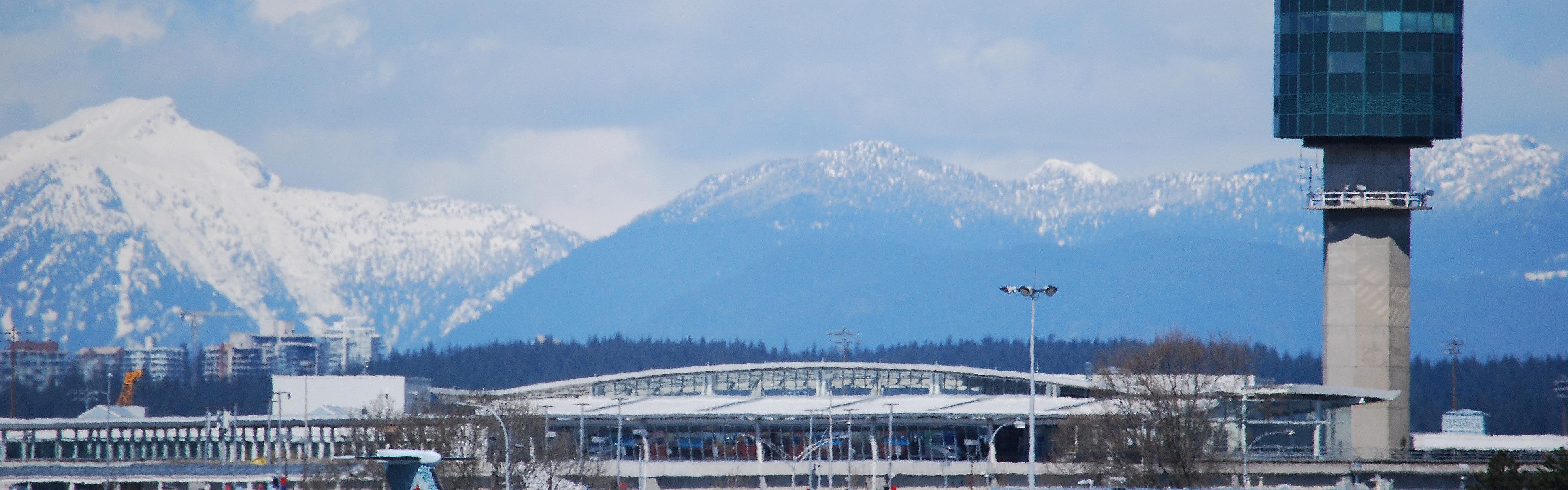 想去附近的 YVR 趕飛機嗎我們將助您抵達目的地