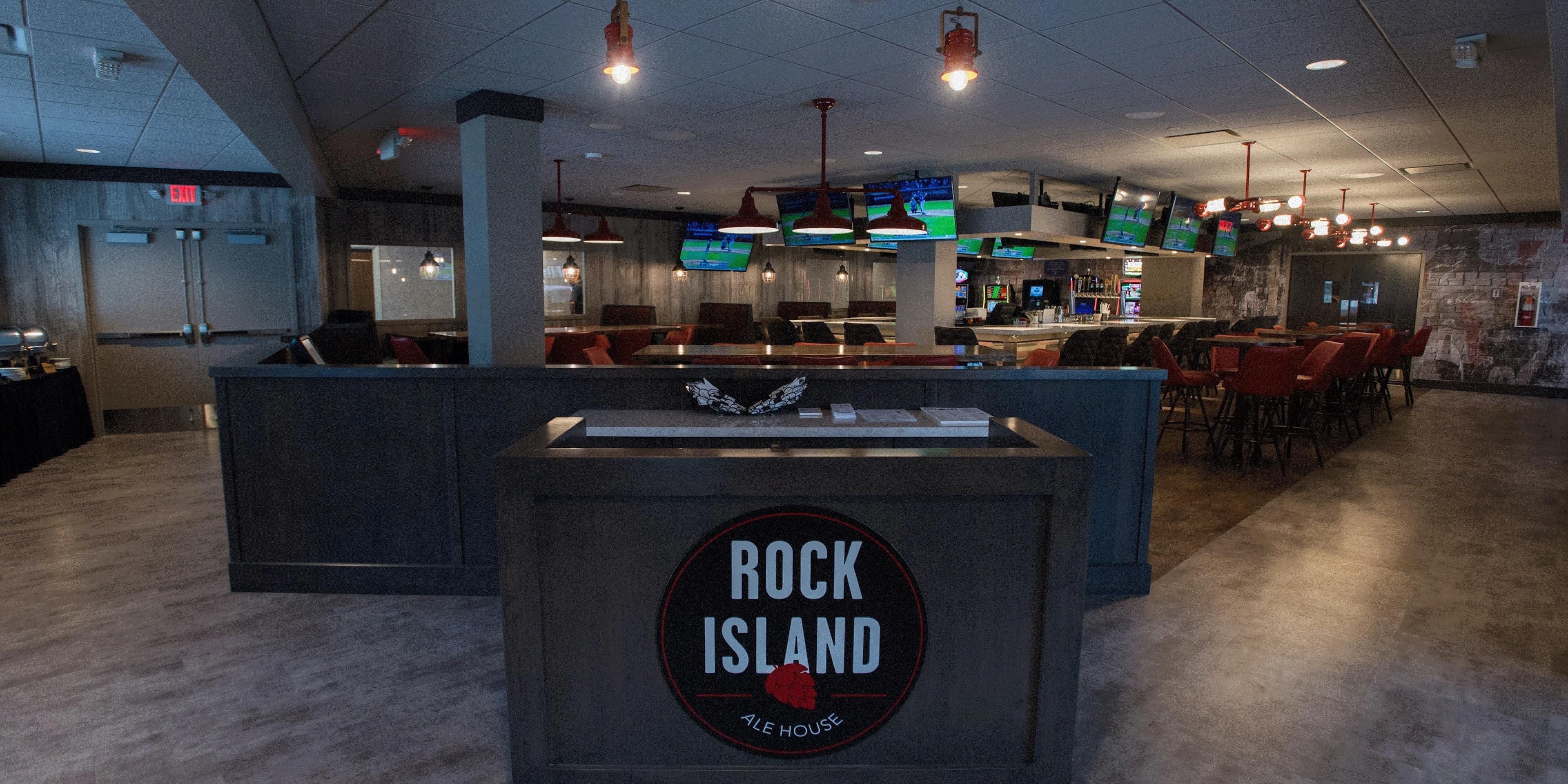 Welcome to the Rock Island Ale House in Holiday Inn Rock Island