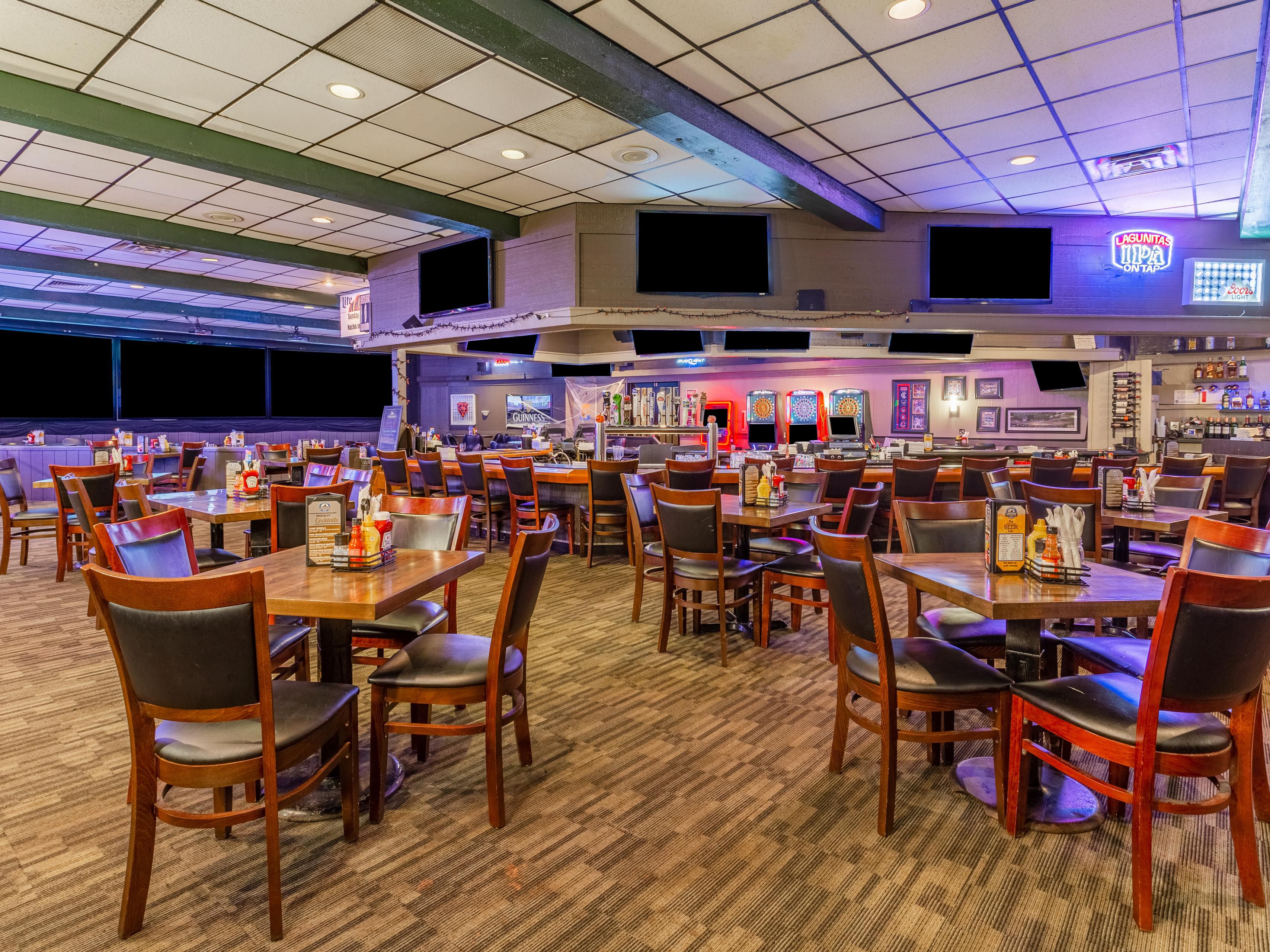 Join us in our main dining room, Scoreboard Sports Bar and Grill, every Wednesday - Sunday night for a delicious dinner and handcrafted cocktail! Click below to see our menu!