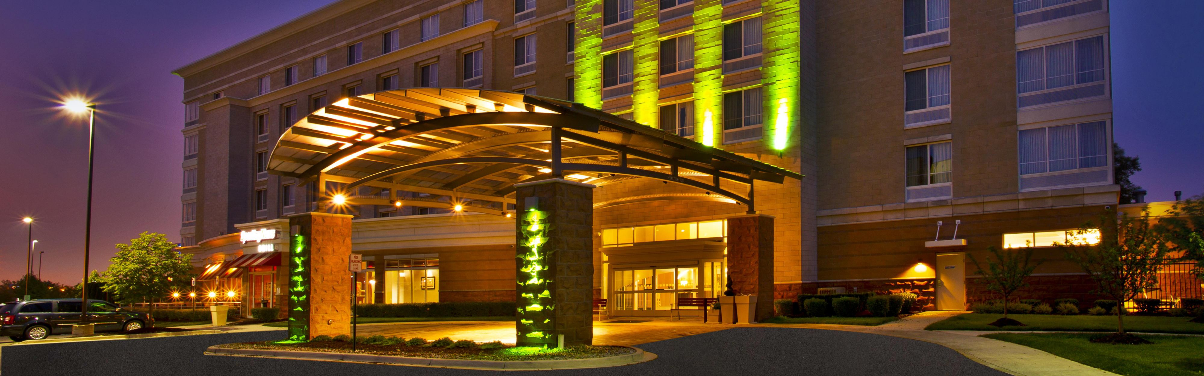 Things to do in Romulus near Holiday Inn Detroit Metro Airport