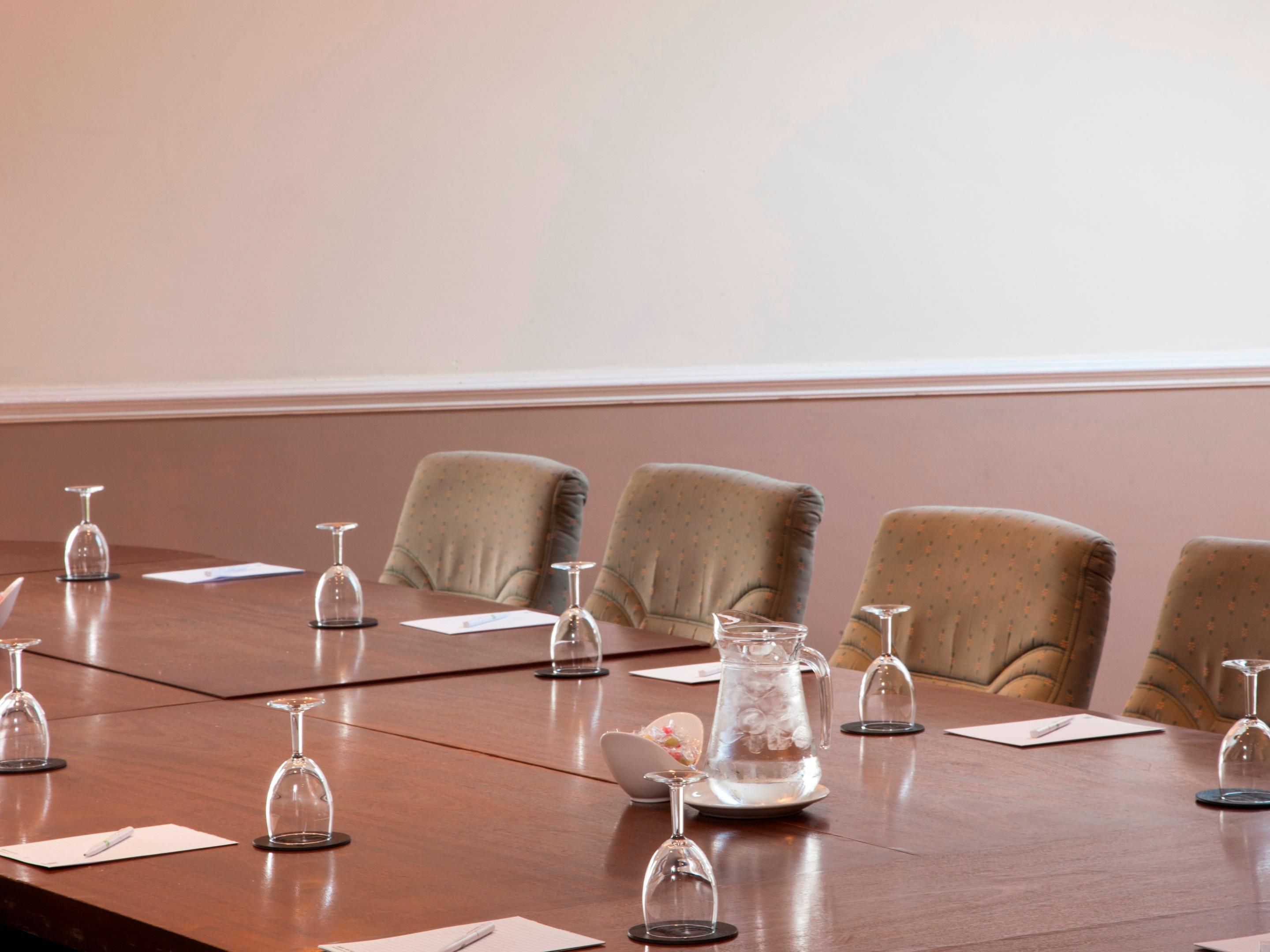 The perfect balance of value and premium service, in 2026 make the most of our DDR Lite rate only £26 per person. Including everything you need for a productive day: room hire, modern facilities, a tasty lunch, and tea and coffee. Plus, all delegates will receive a 1-day pass to our on-site You Fit leisure club.

Quote DDRLITE when booking.