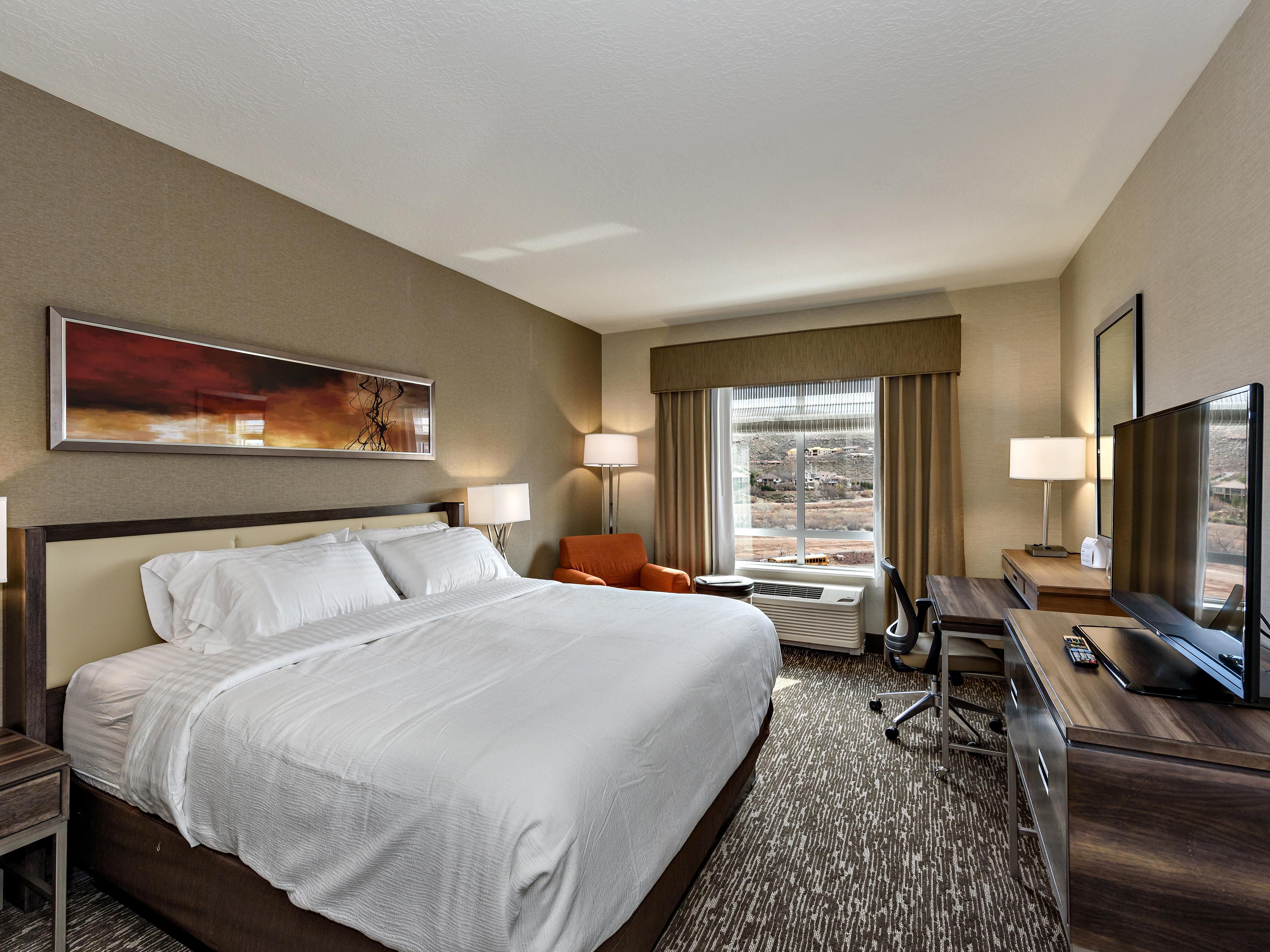 Guest Room-Holiday Inn St George, Utah Hotel