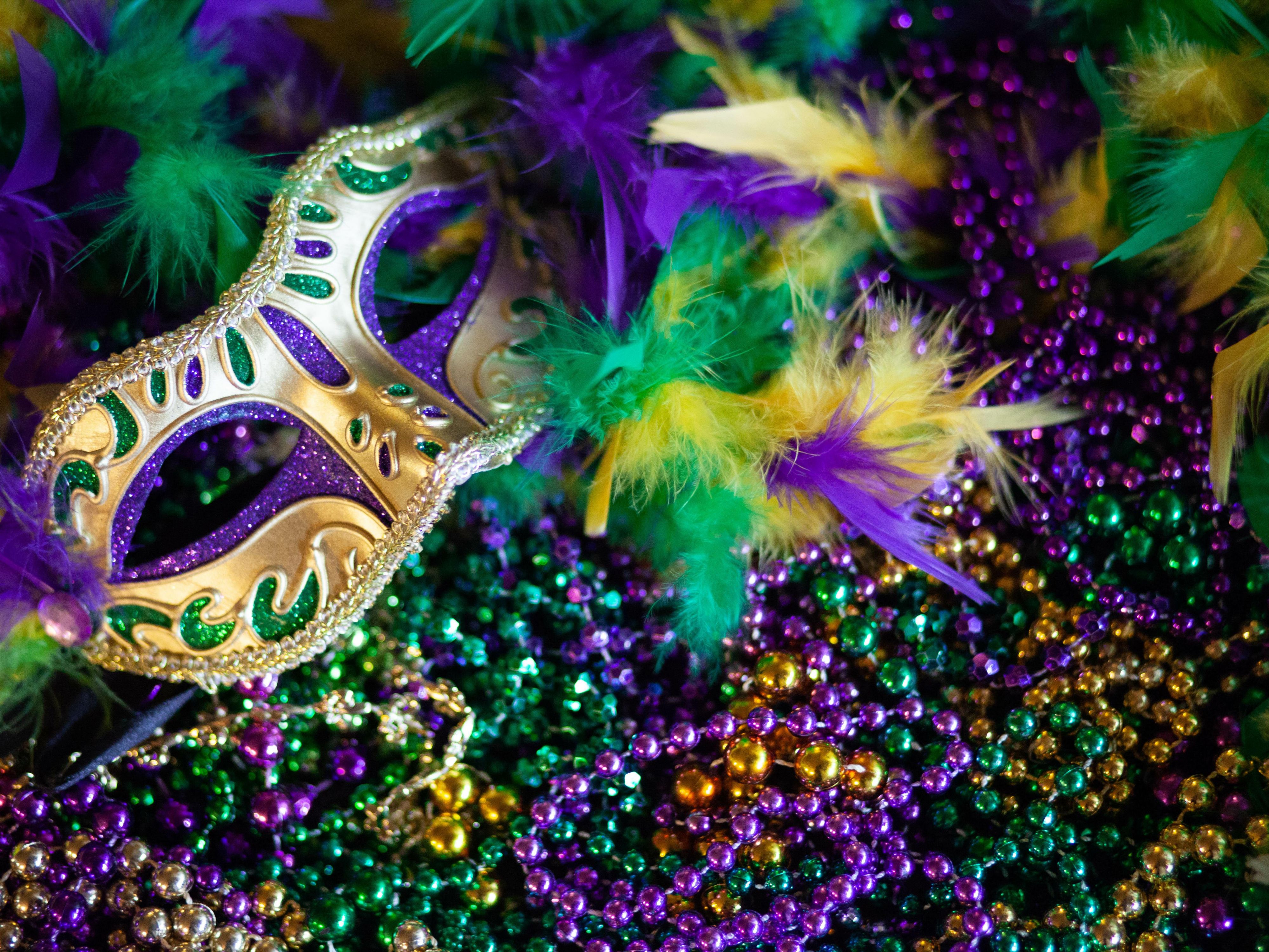 1月18日から3月2日までサンアントニオのシーワールドサンアントニオでマルディグラを祝いましょう。ニューオーリンズスタイルのお祝い。ライブミュージック、カラフルなパレード、華やかな衣装、ジャンバラヤ、ポーボーイ、エビの串焼き、ベニネットなど、クレオールやケイジャンで人気の都市味。