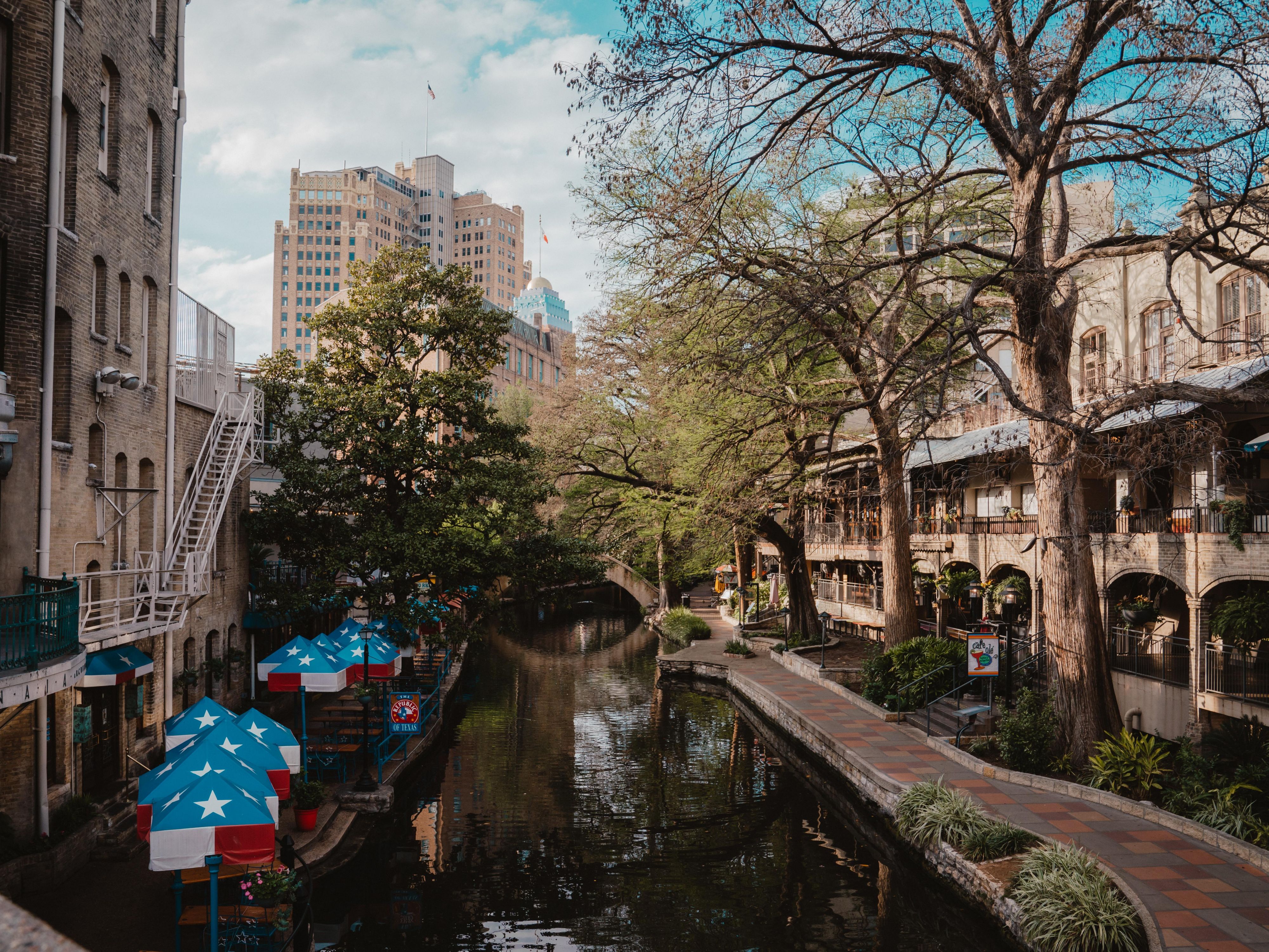 We're centrally located in San Antonio whether you're visiting for business or leisure. Our property is near the Historic District, Riverwalk, and convention center for your convenience. Not sure where to start your journey with so much to see? Let us know and we'll help guide you! 