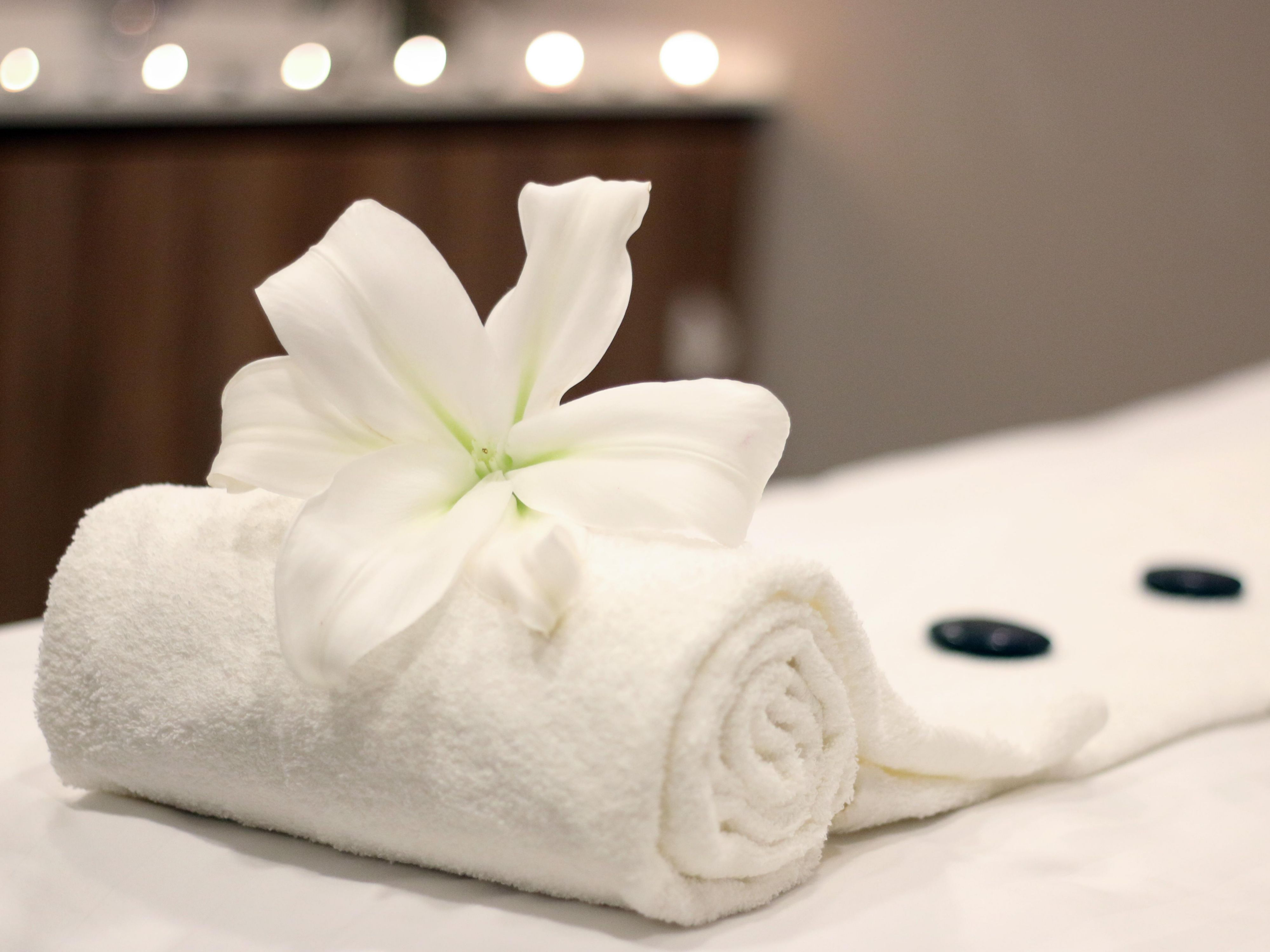 After a long day, you need to relax and clear your mind and the better way to do it is with our spa therapies, be sure that we have the best option for you.
Therapies: Heated Stone, Cupping, Foot reflexology, Ayurbeda, Bamboo Sticks, Swedish, Legs or back.