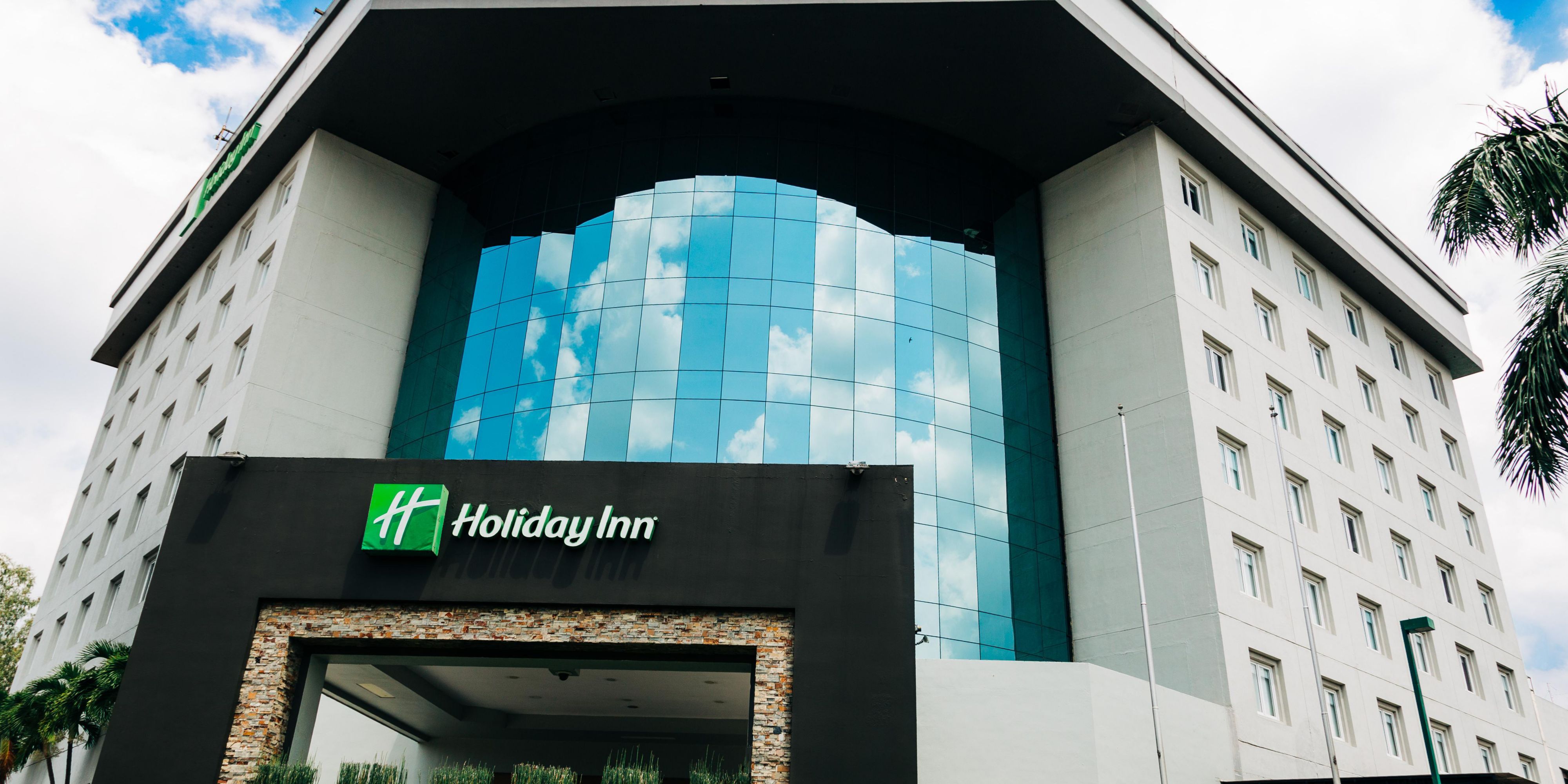 Holiday Inn San Salvador 7105916249 2x1